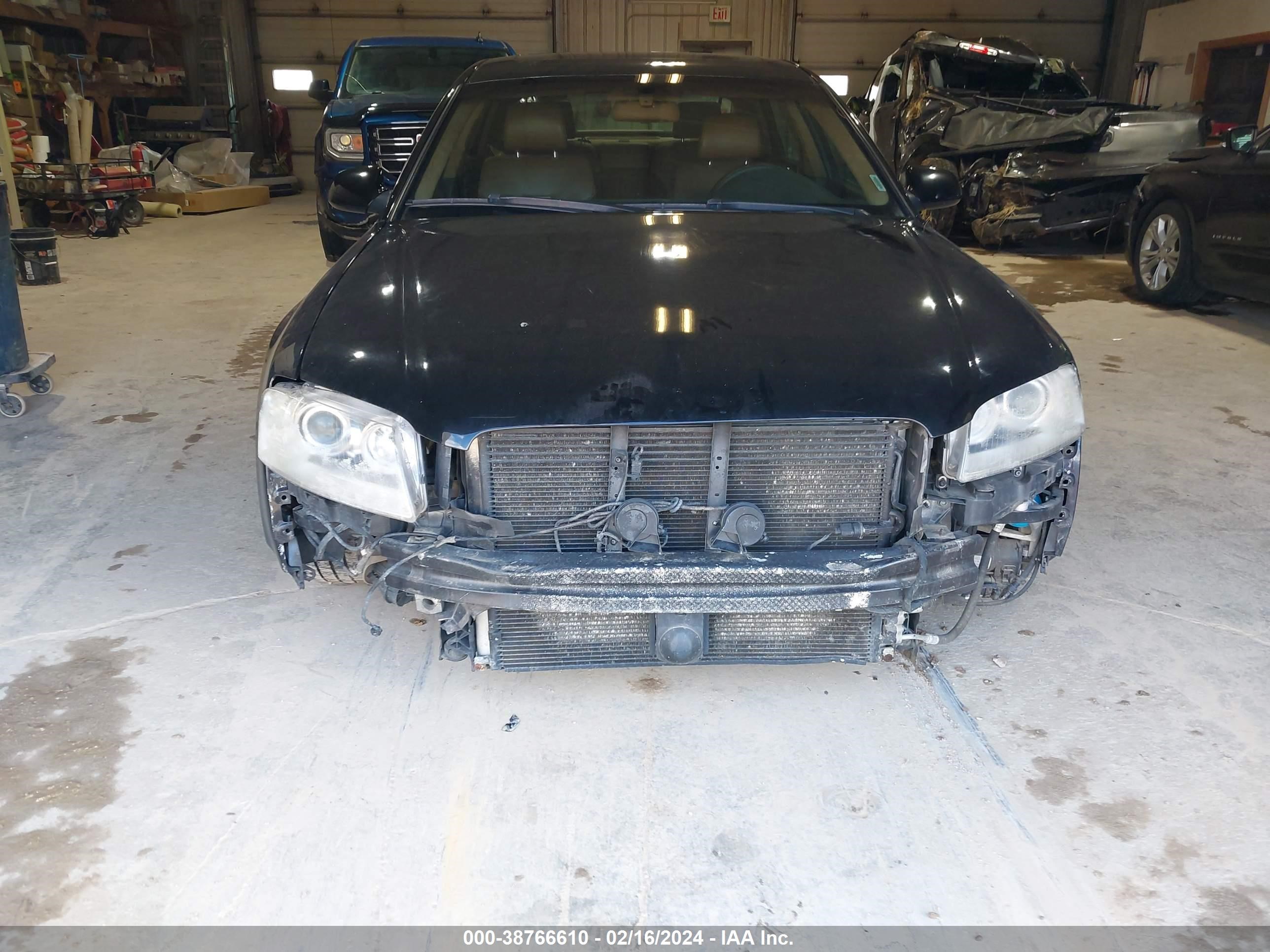 Photo 5 VIN: WAUML44E06N017265 - AUDI A8 