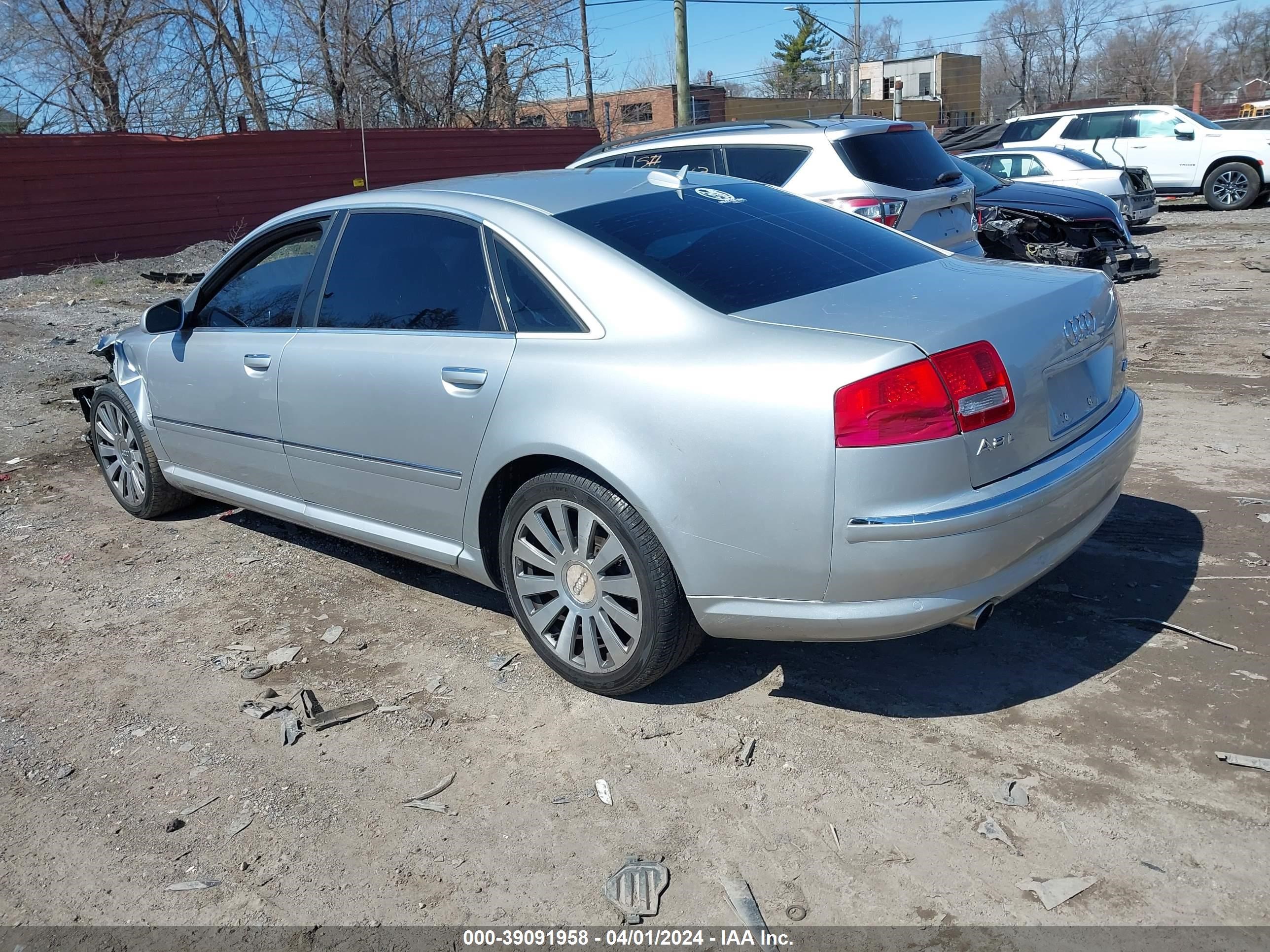 Photo 2 VIN: WAUML44E16N026704 - AUDI A8 