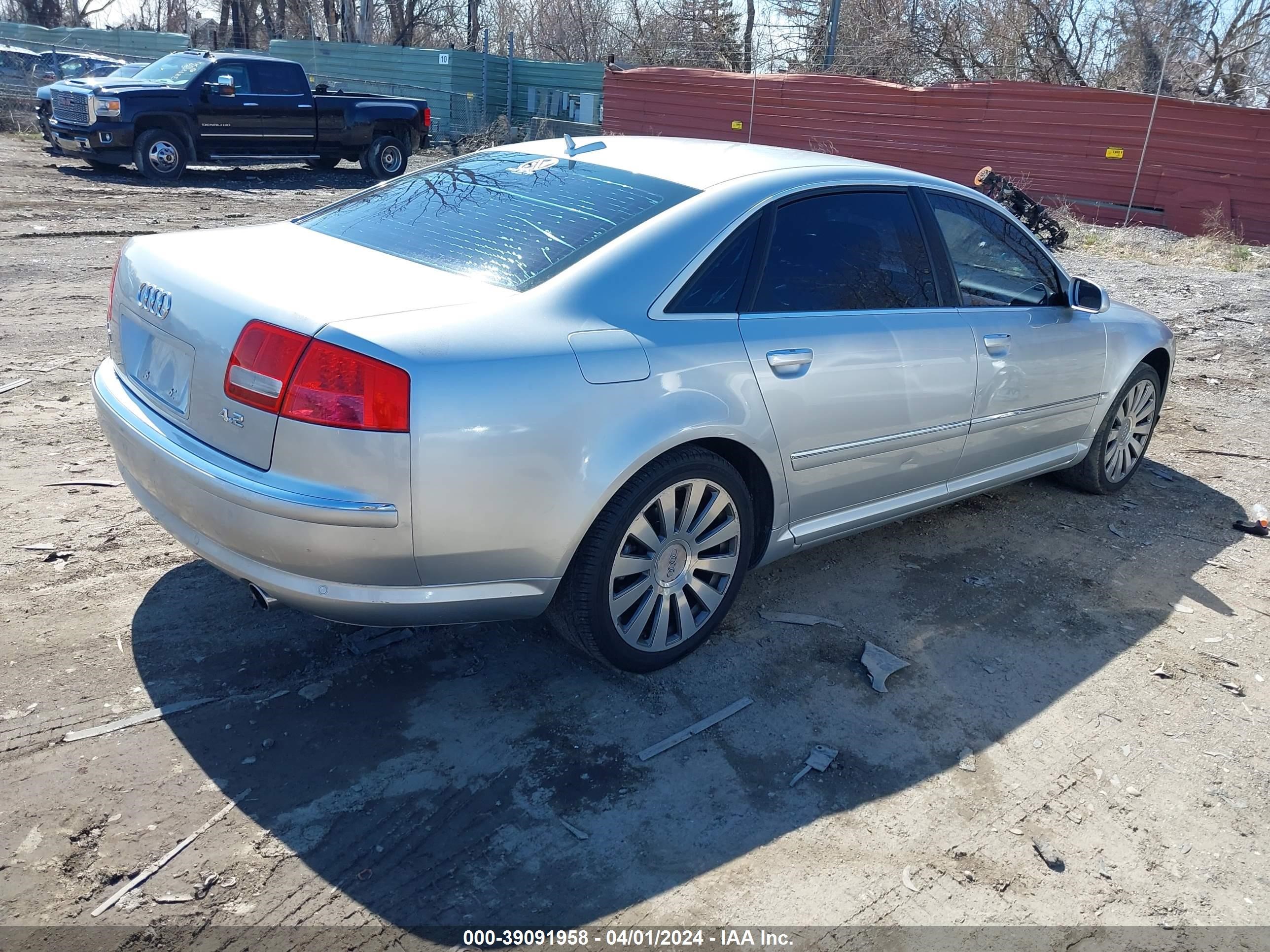 Photo 3 VIN: WAUML44E16N026704 - AUDI A8 