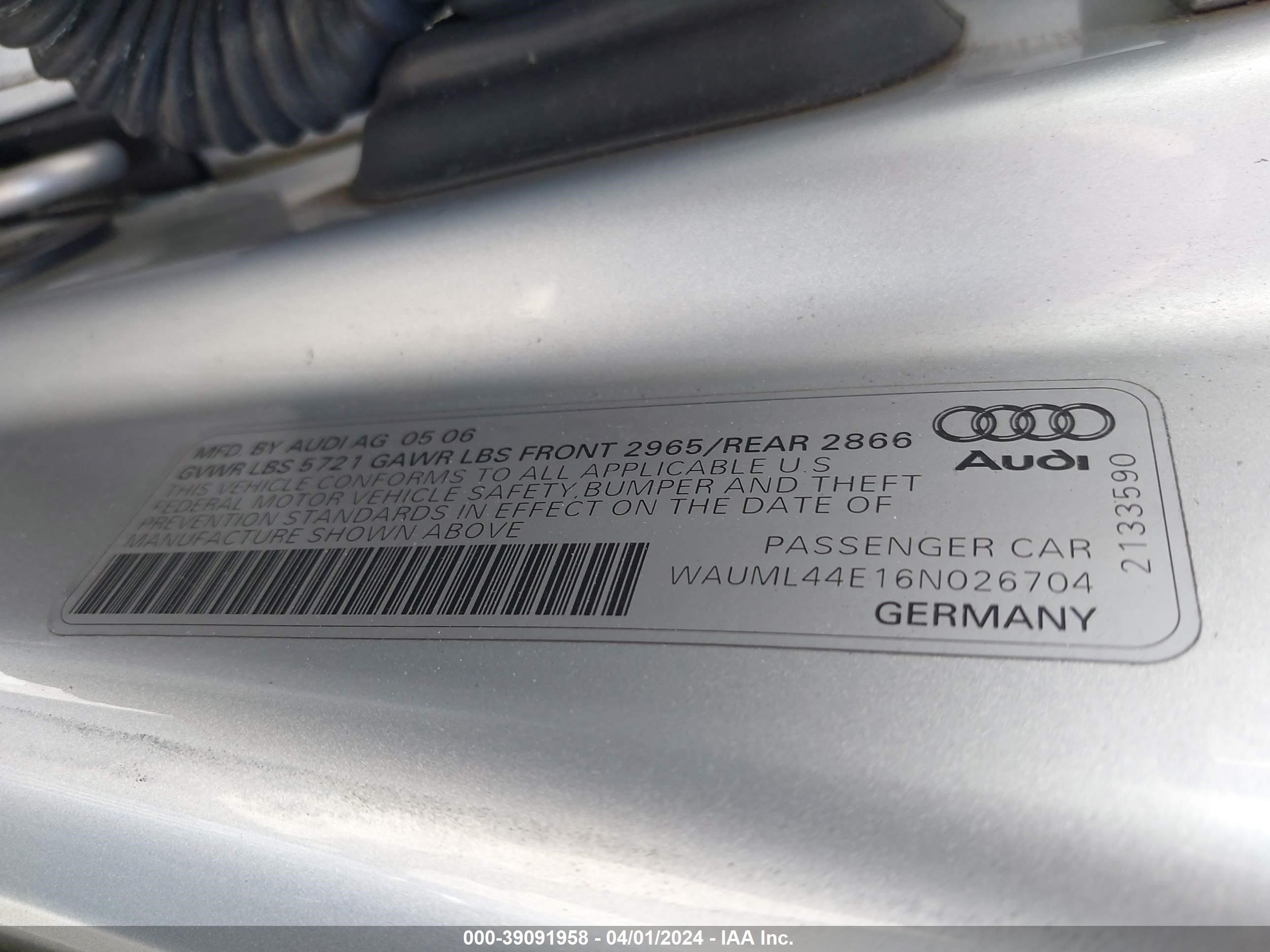 Photo 8 VIN: WAUML44E16N026704 - AUDI A8 