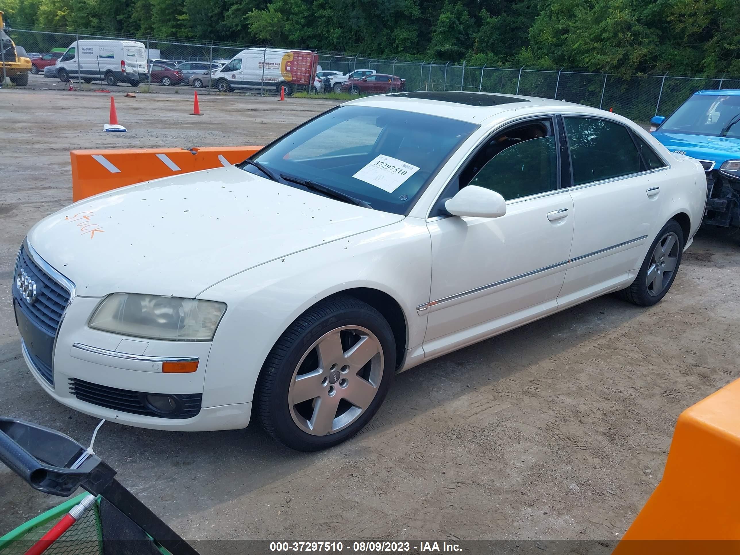 Photo 1 VIN: WAUML44E46N019746 - AUDI A8 