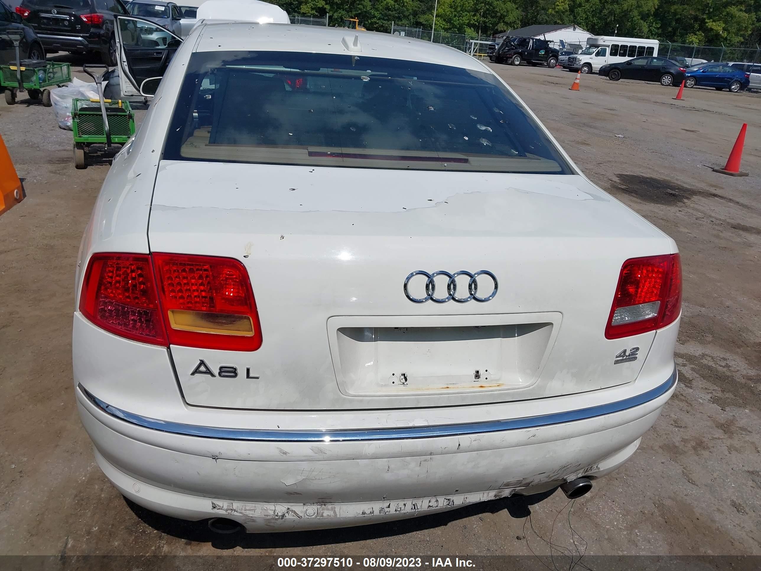 Photo 15 VIN: WAUML44E46N019746 - AUDI A8 