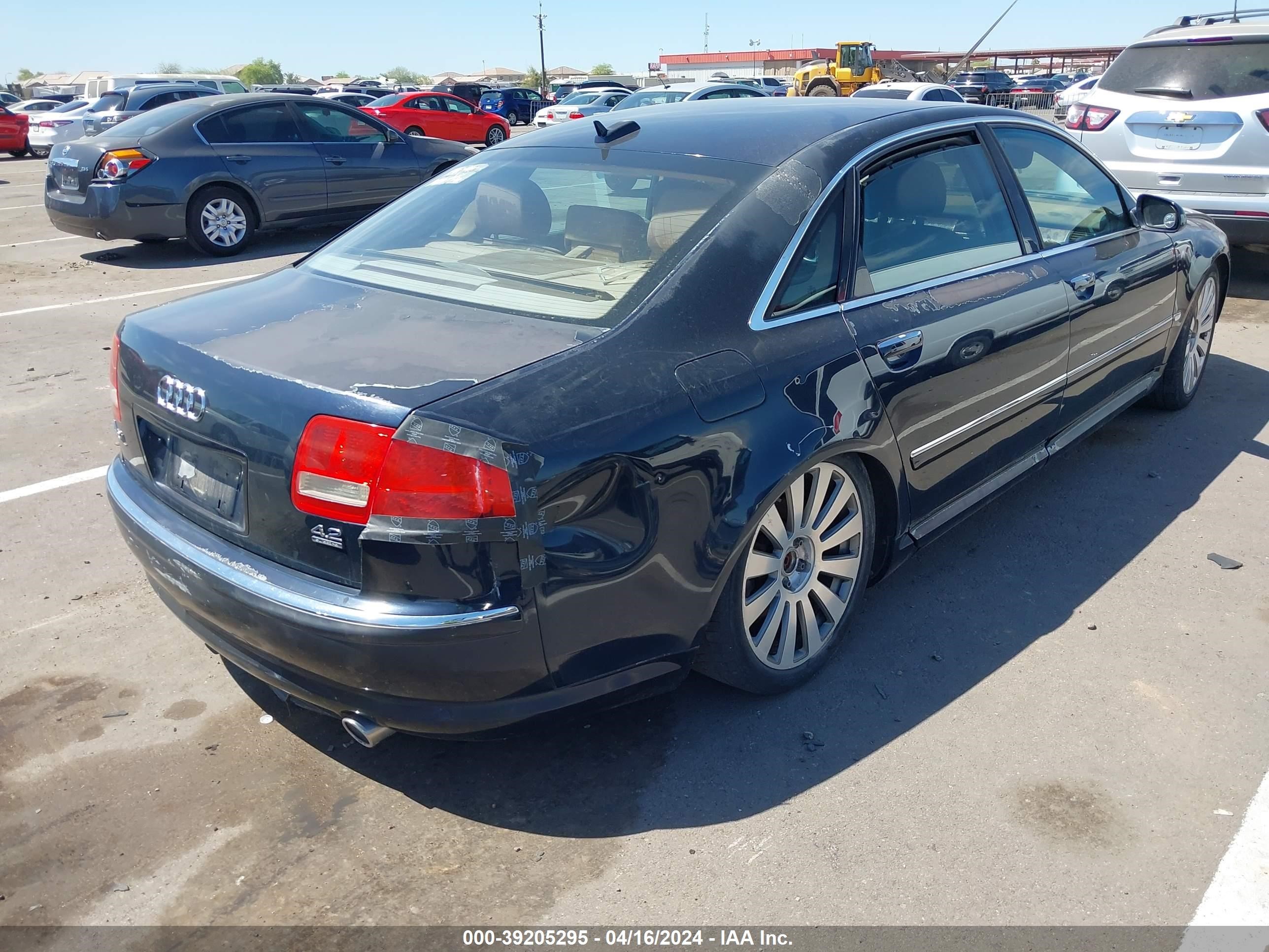 Photo 3 VIN: WAUML44E56N006195 - AUDI A8 