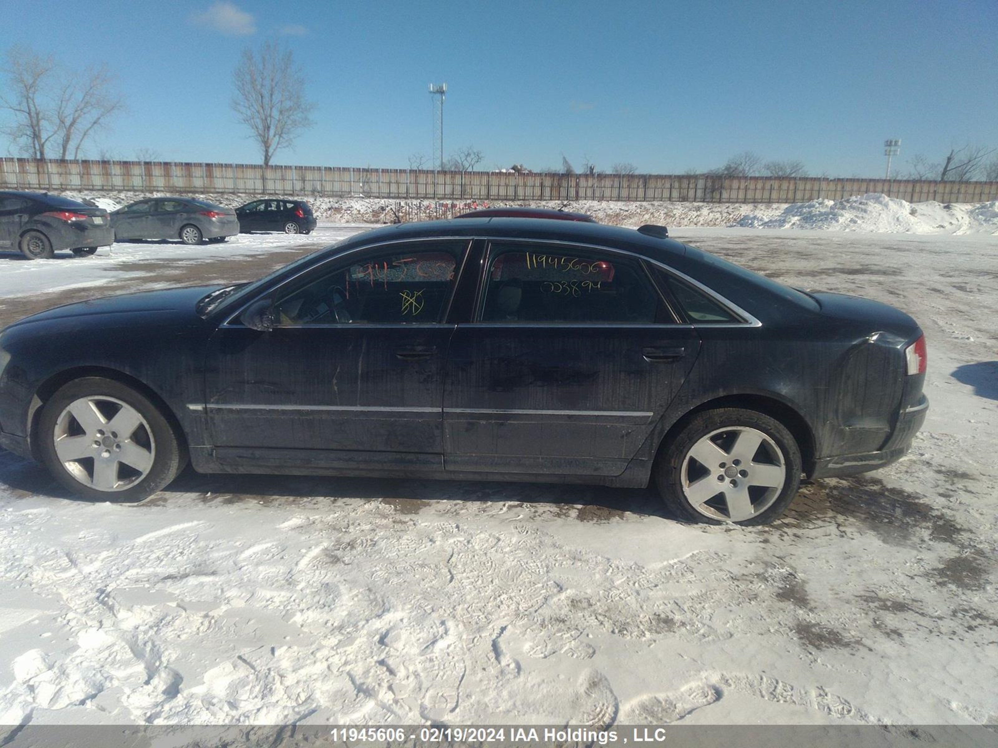 Photo 13 VIN: WAUML44E94N003894 - AUDI A8 