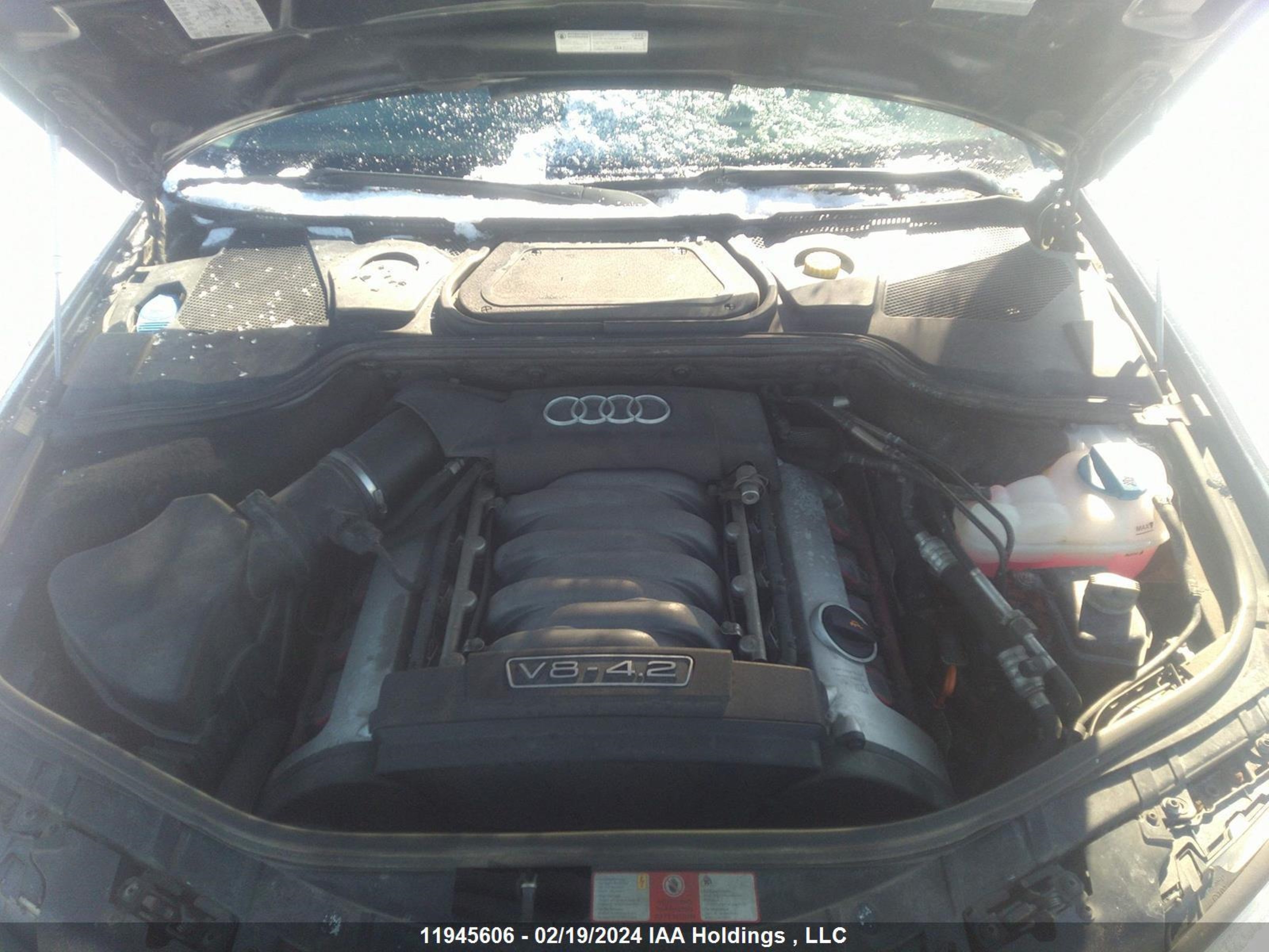 Photo 9 VIN: WAUML44E94N003894 - AUDI A8 