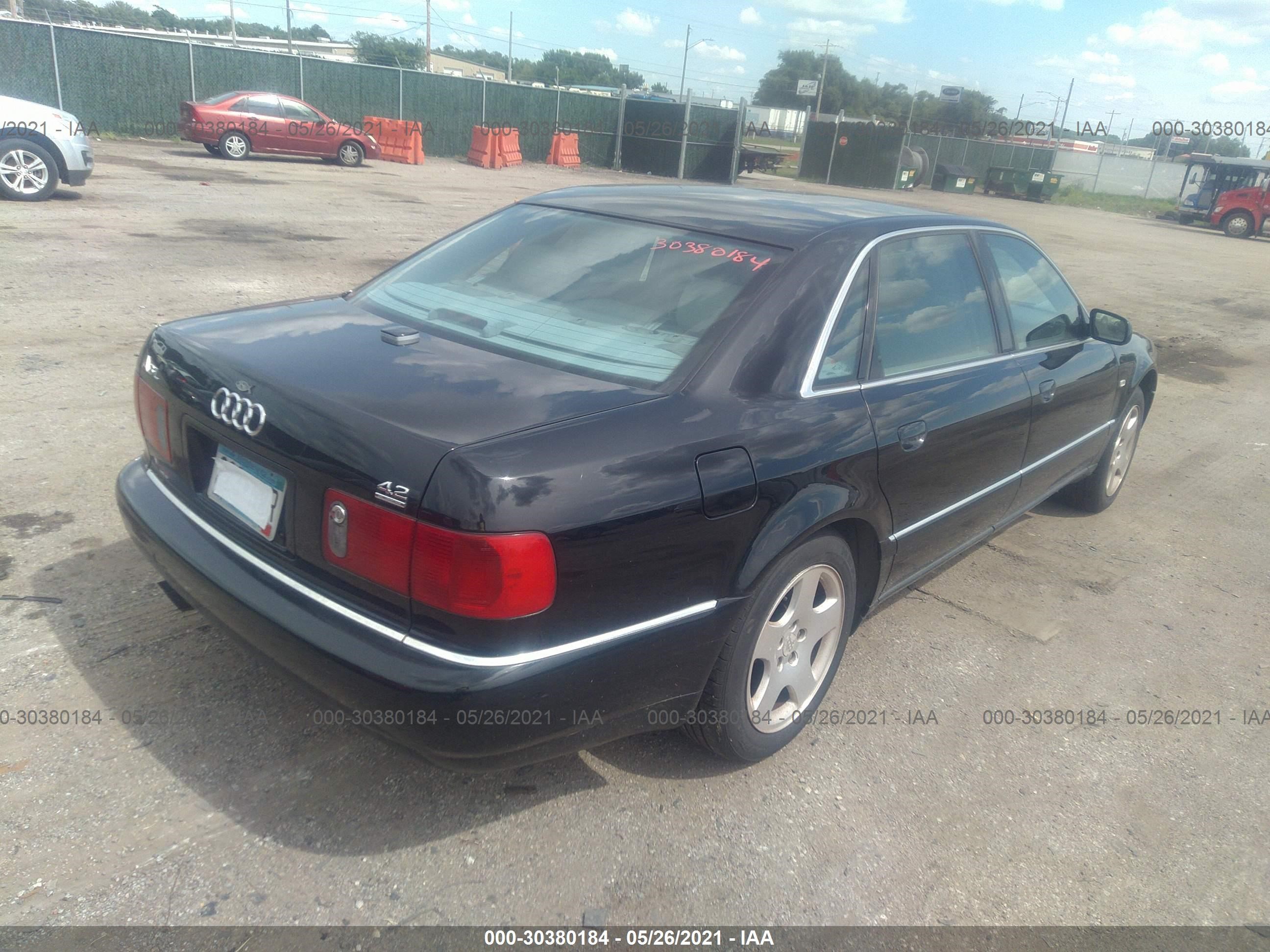 Photo 3 VIN: WAUML54D71N001473 - AUDI A8 