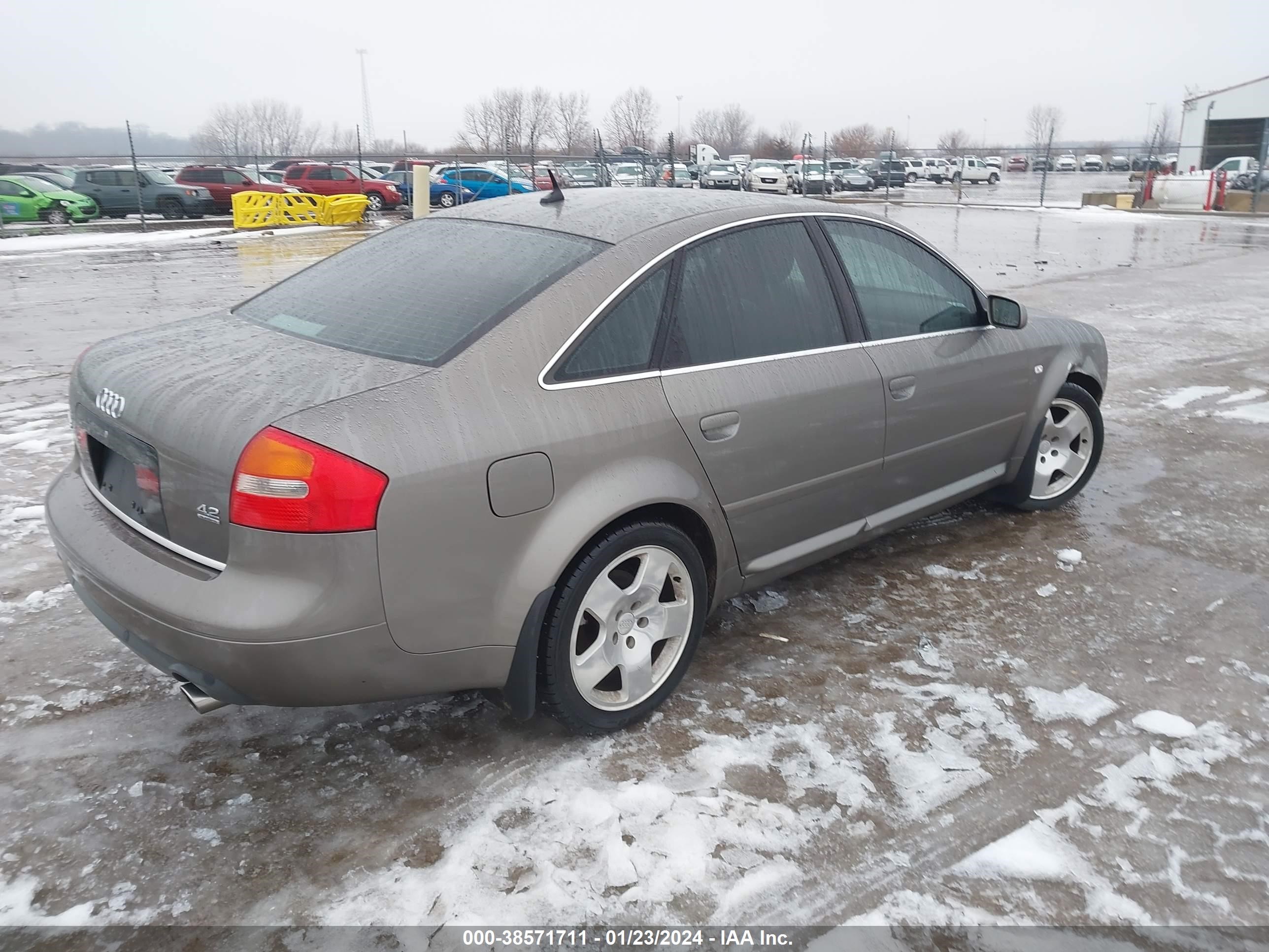 Photo 3 VIN: WAUML64B63N038490 - AUDI A6 