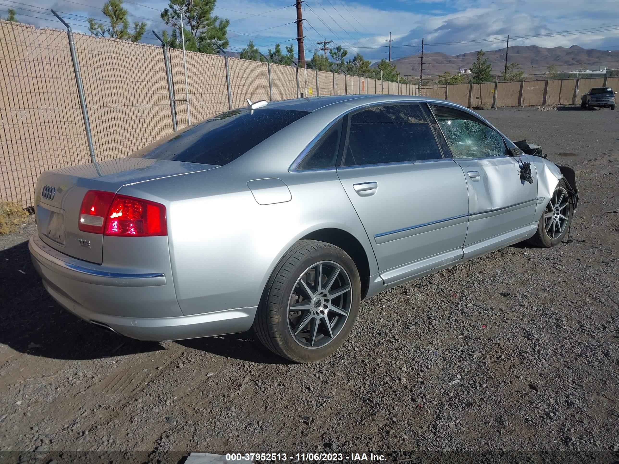 Photo 3 VIN: WAUMR44E25N012226 - AUDI A8 