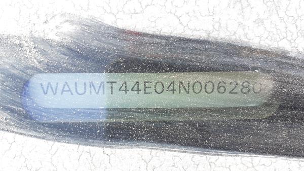 Photo 2 VIN: WAUMT44E04N006280 - AUDI A8 