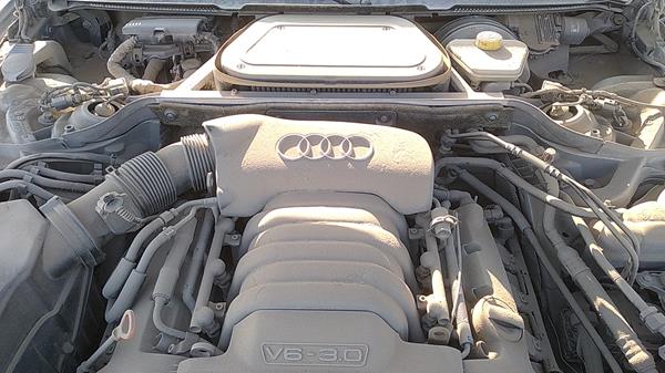 Photo 29 VIN: WAUMT44E35N002578 - AUDI A8 