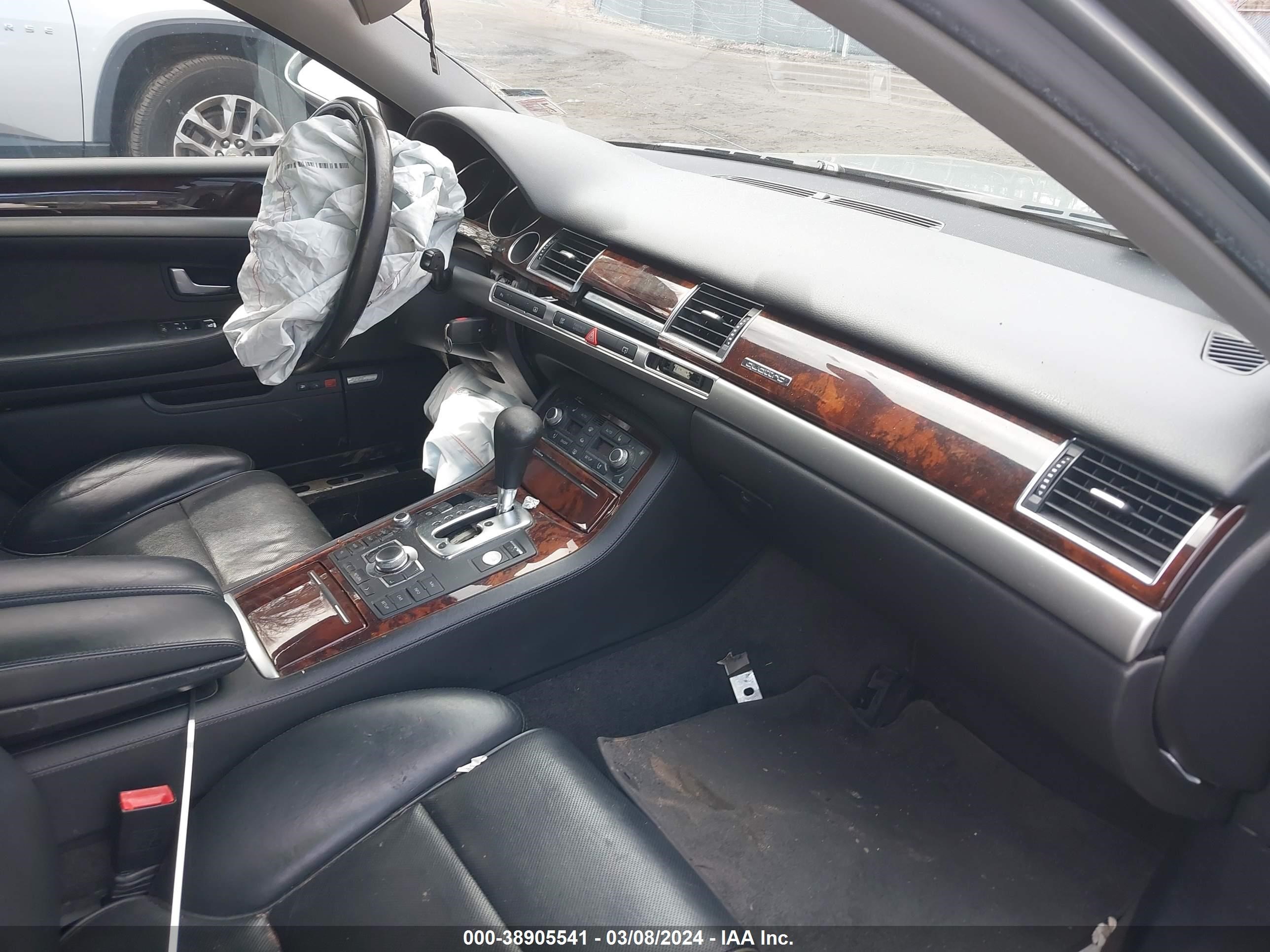 Photo 4 VIN: WAUMV44E77N018134 - AUDI A8 