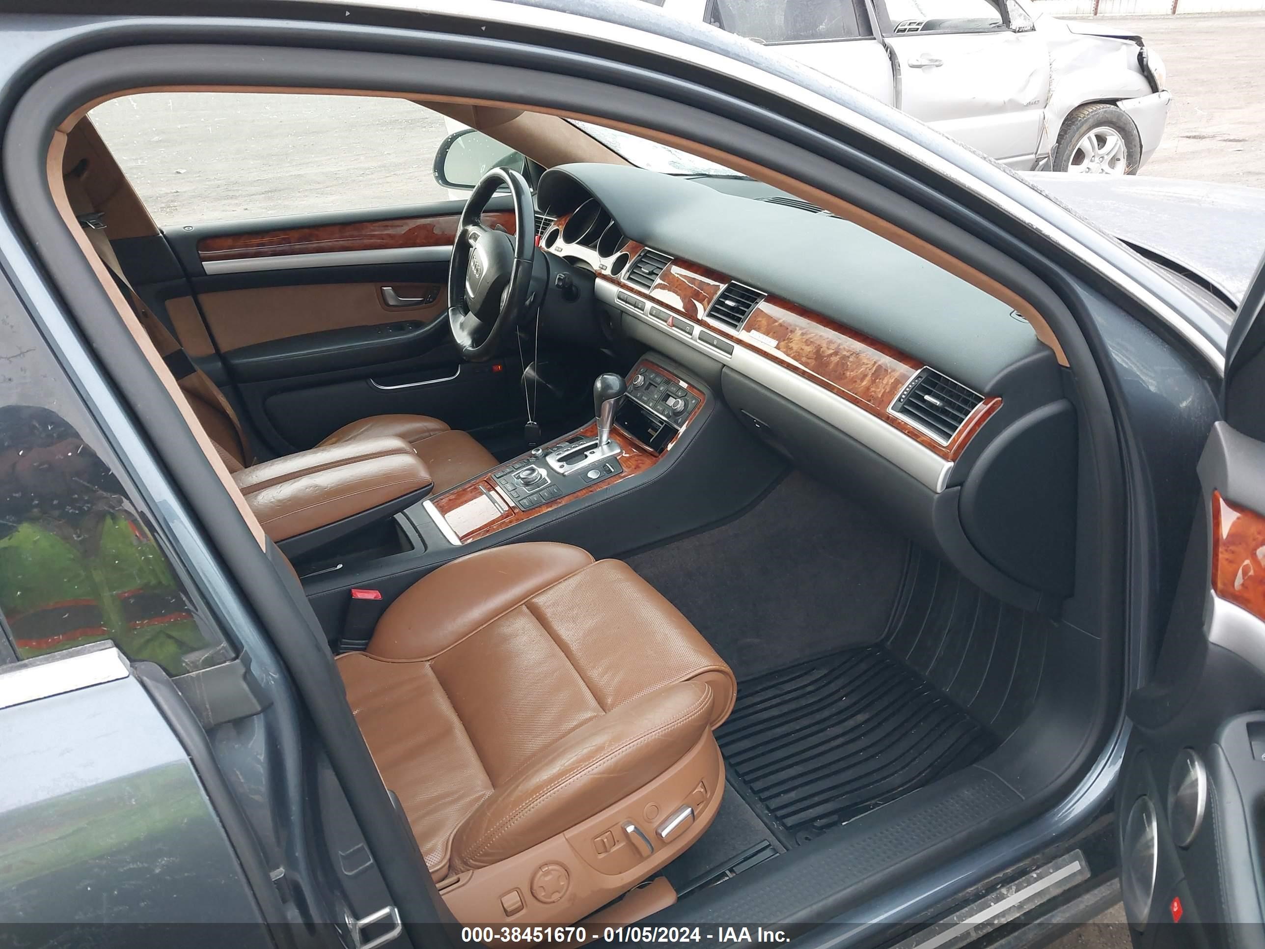 Photo 4 VIN: WAUMV94E49N006958 - AUDI A8 