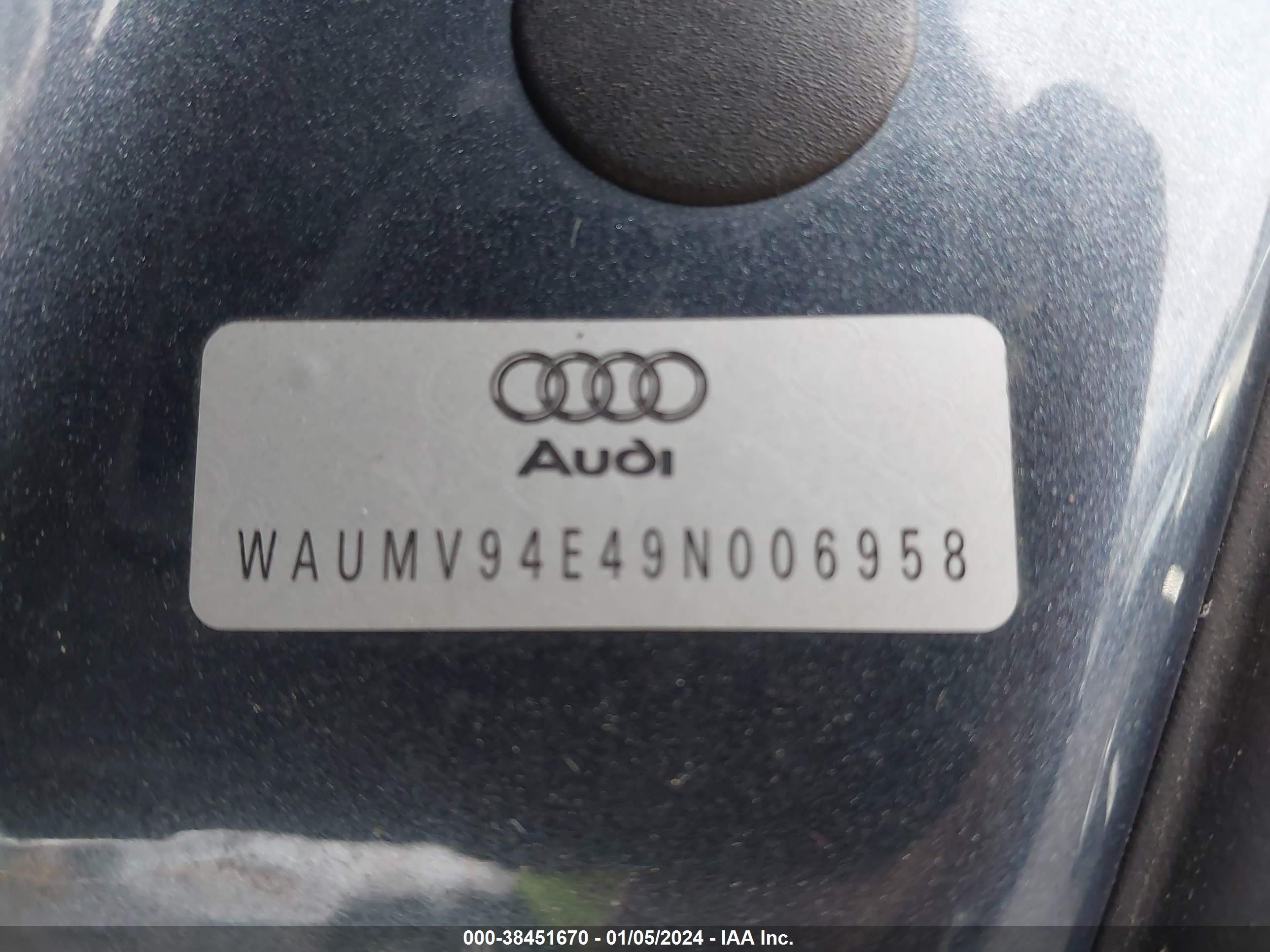 Photo 8 VIN: WAUMV94E49N006958 - AUDI A8 