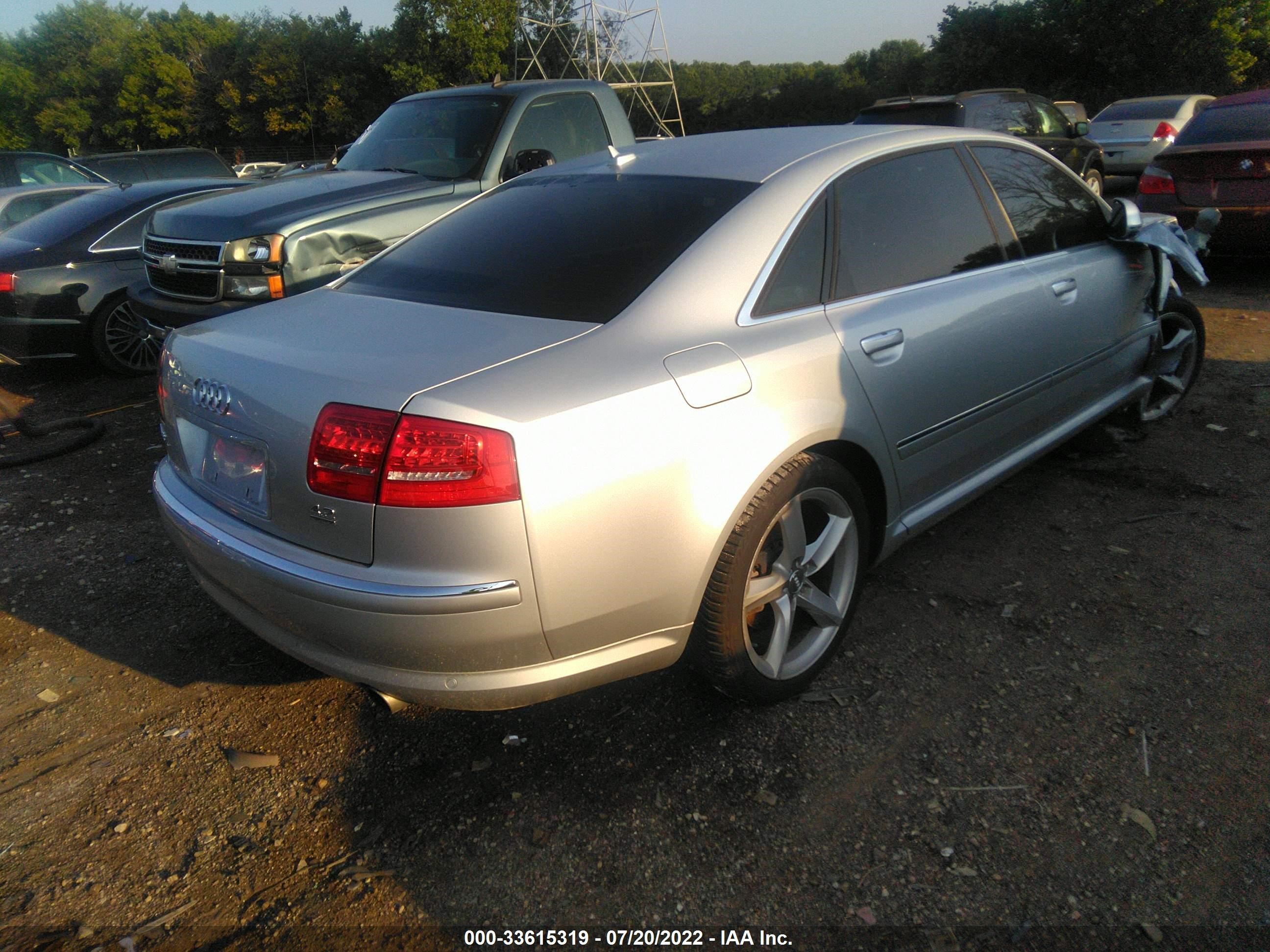 Photo 3 VIN: WAUMV94E68N012100 - AUDI A8 