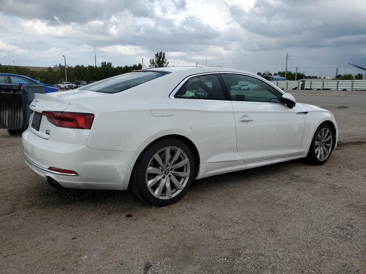 Photo 2 VIN: WAUNNAF55JA029275 - AUDI A5 