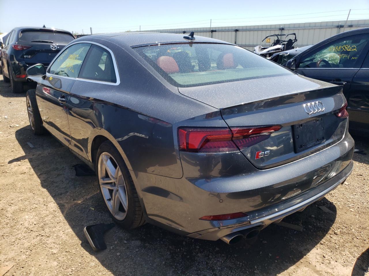 Photo 2 VIN: WAUP4AF52JA056171 - AUDI RS5 