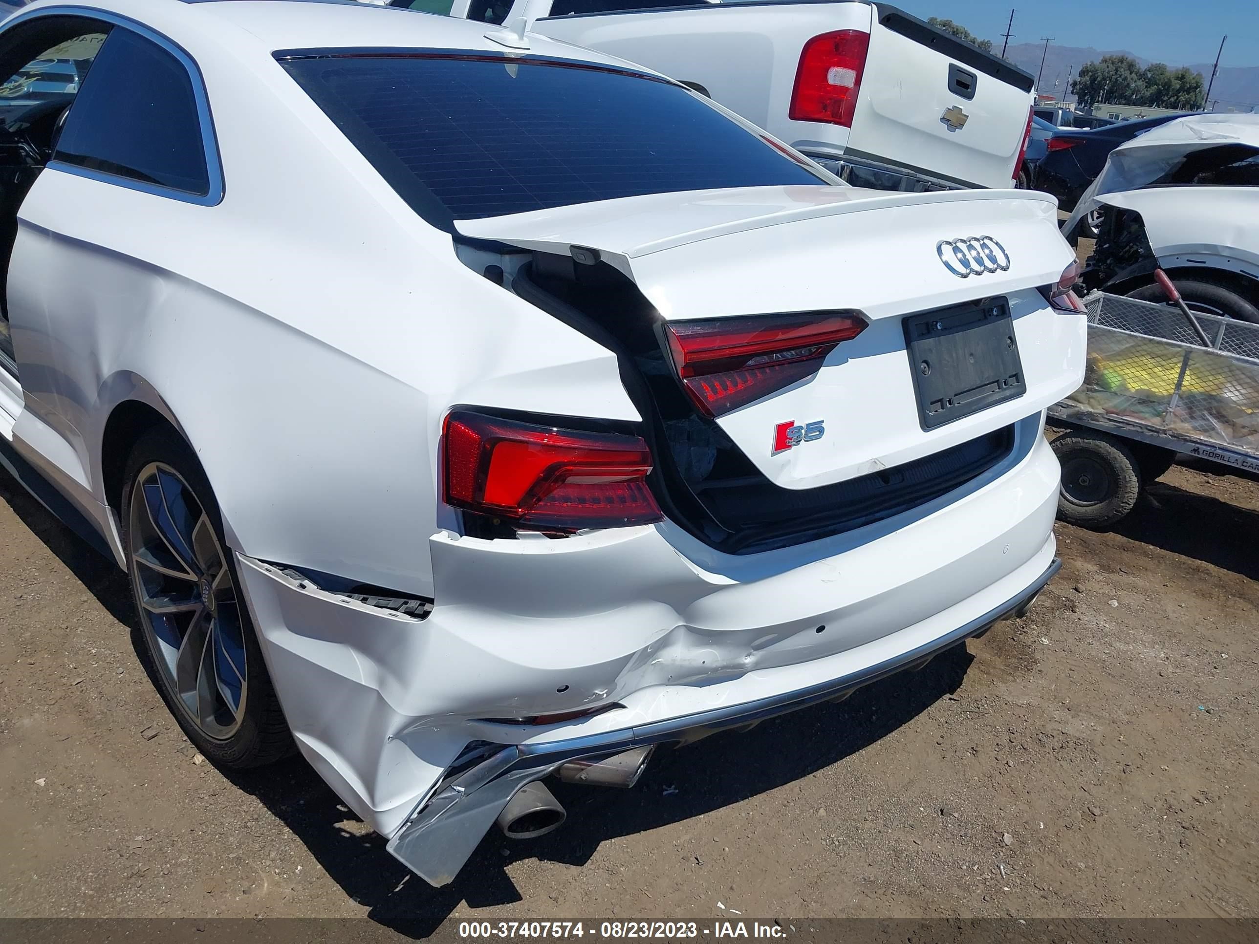 Photo 5 VIN: WAUP4AF55JA121627 - AUDI S5 