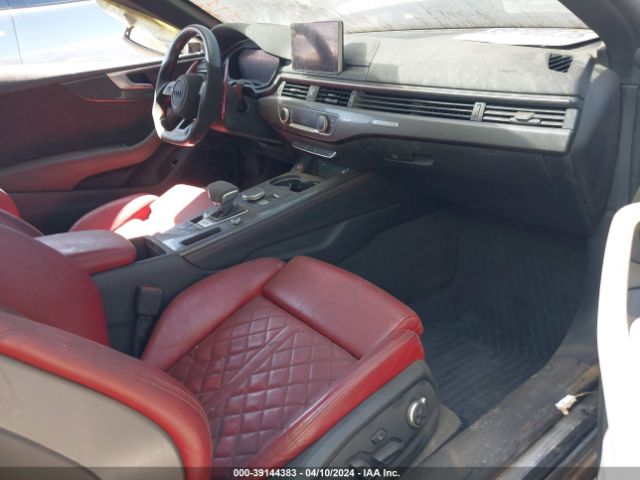 Photo 4 VIN: WAUP4AF56JA100608 - AUDI S5 