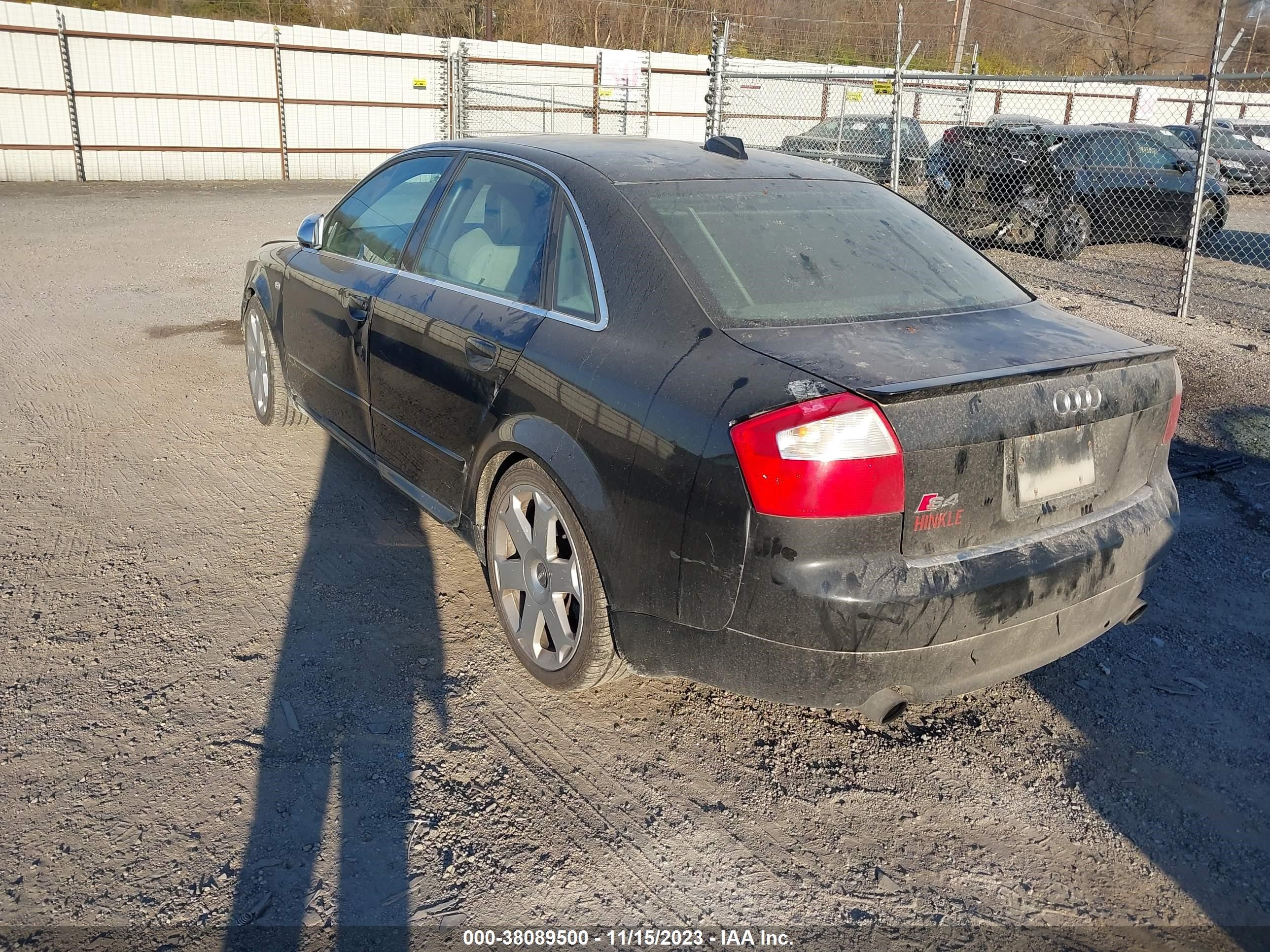 Photo 2 VIN: WAUPL58E54A200064 - AUDI S4 