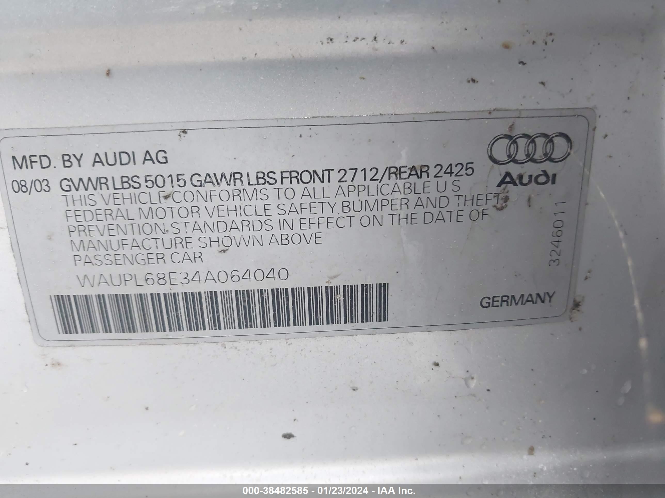 Photo 8 VIN: WAUPL68E34A064040 - AUDI S4 