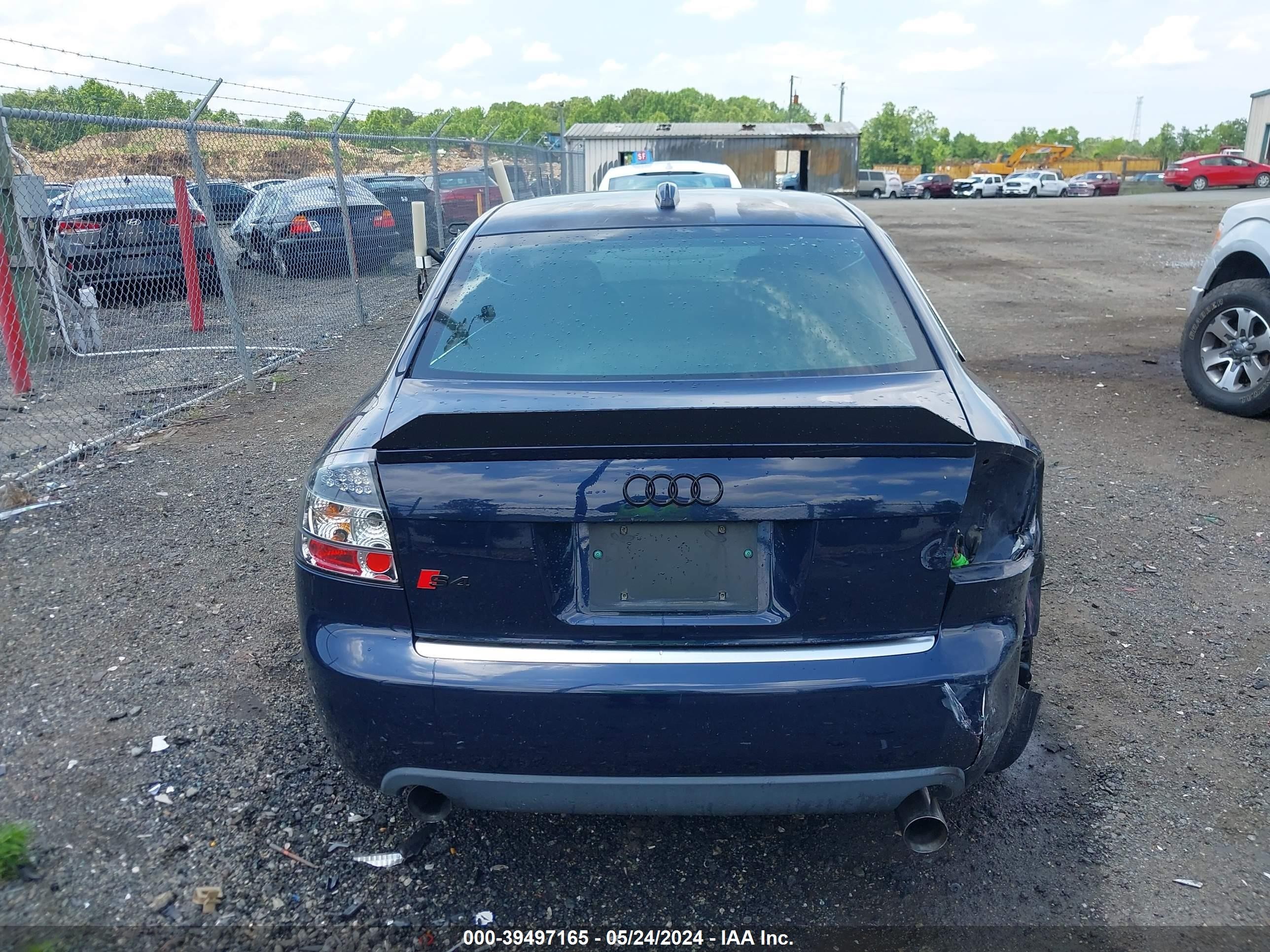 Photo 15 VIN: WAUPL68E54A286885 - AUDI S4 