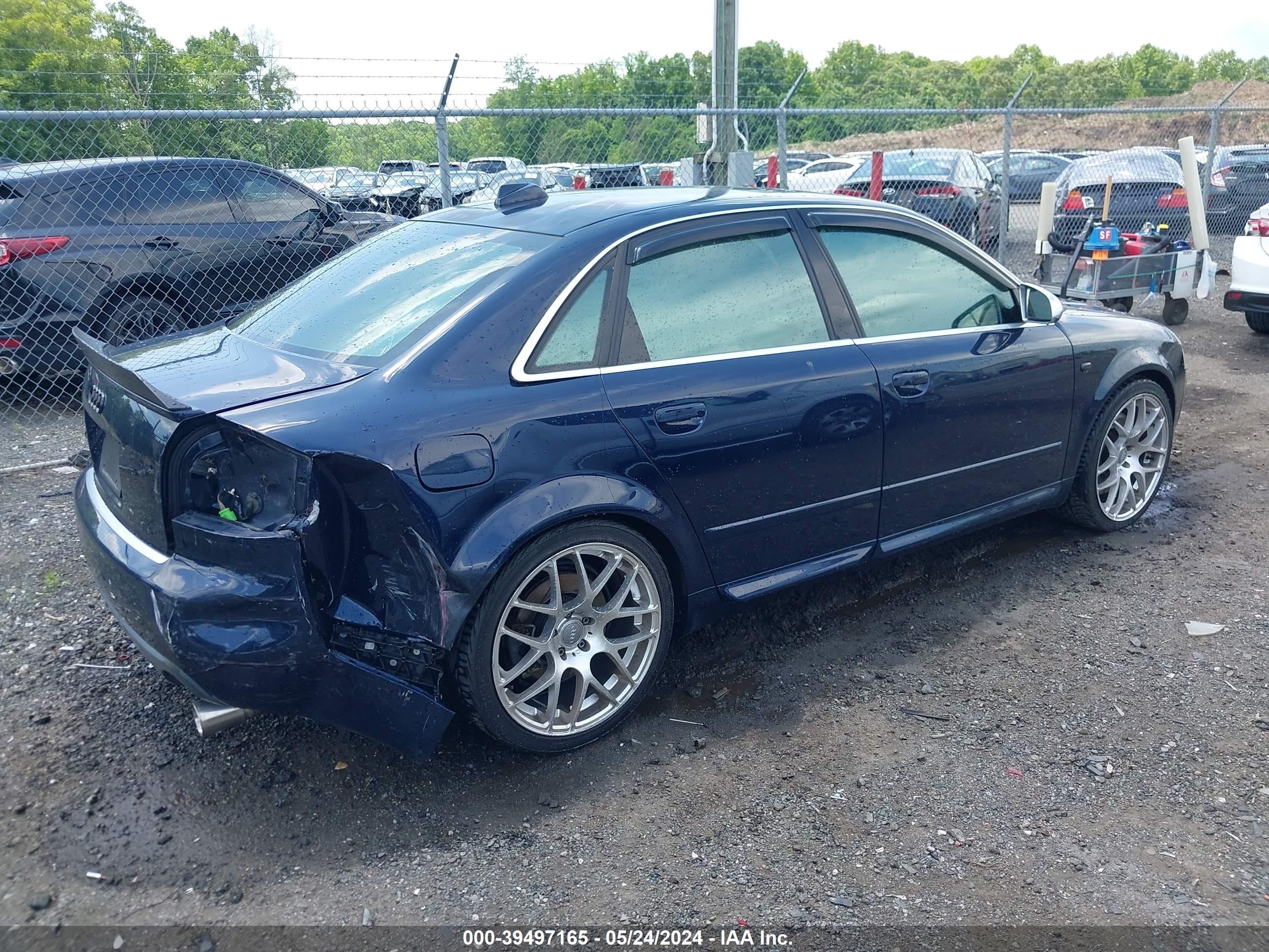 Photo 3 VIN: WAUPL68E54A286885 - AUDI S4 