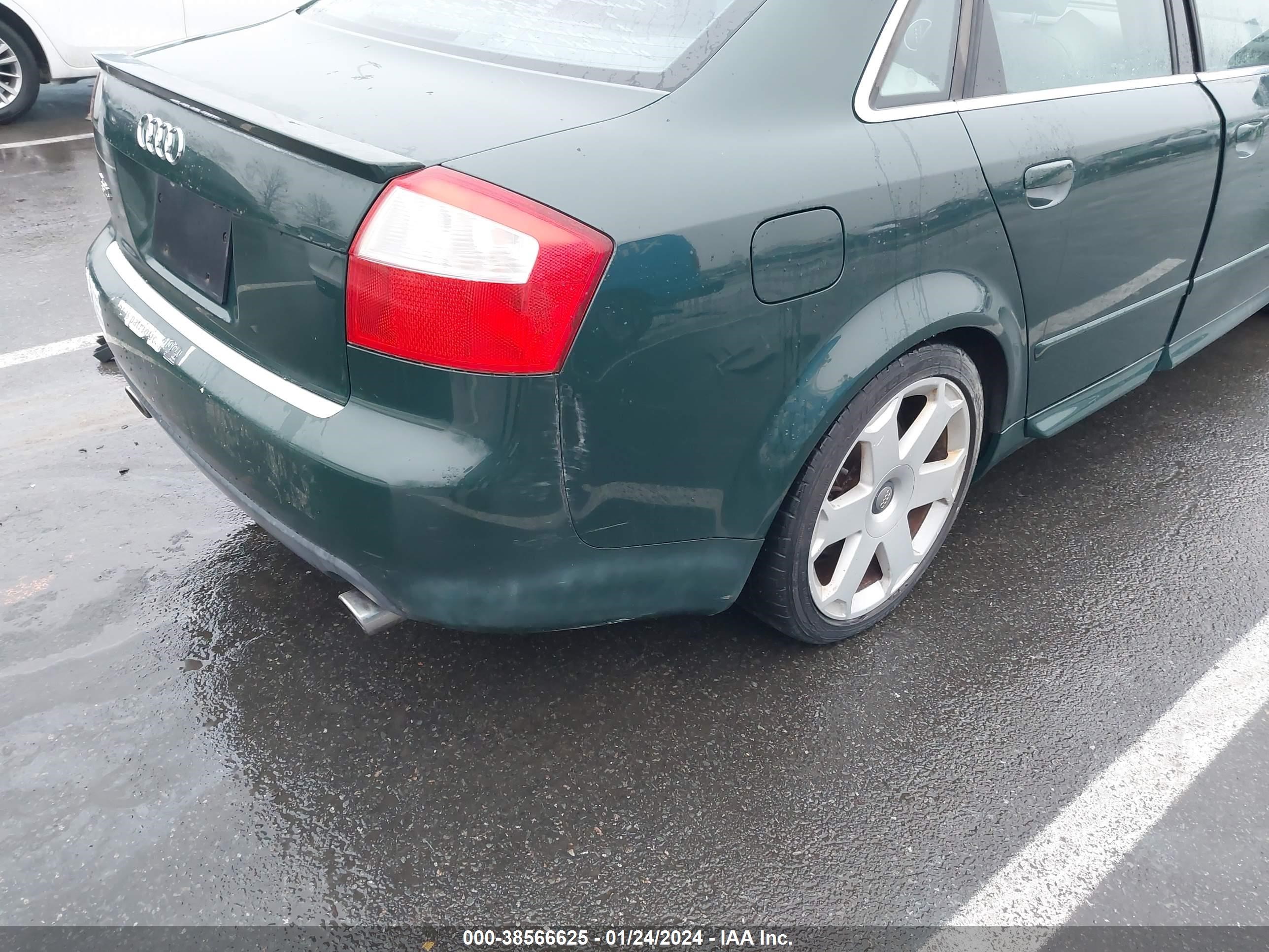 Photo 3 VIN: WAUPL68E85A018964 - AUDI S4 