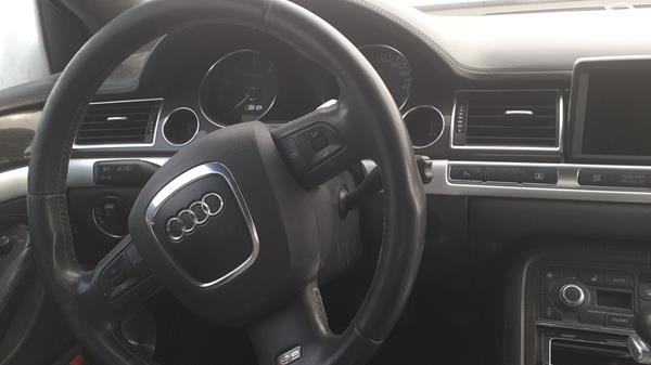 Photo 16 VIN: WAUPN44E37N009475 - AUDI S8 