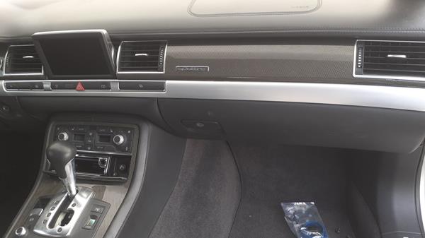 Photo 17 VIN: WAUPN44E37N009475 - AUDI S8 