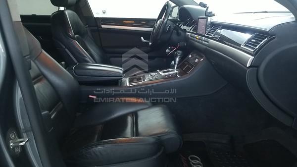 Photo 27 VIN: WAUPN44E87N017300 - AUDI S8 