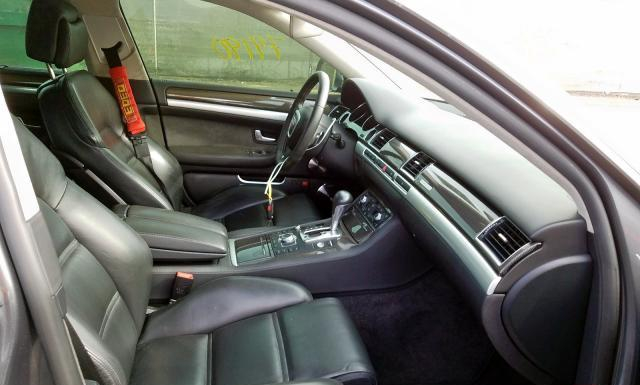 Photo 4 VIN: WAUPN94E39N005880 - AUDI S8 