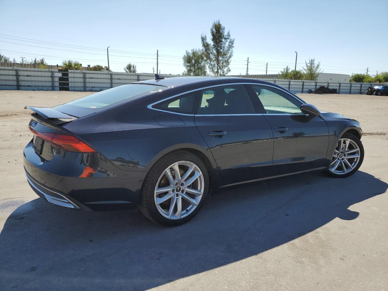 Photo 2 VIN: WAUR2AF26MN025474 - AUDI A7 SPORTBACK 