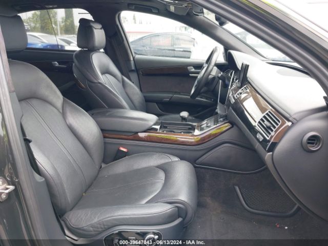 Photo 4 VIN: WAUR2AFD5DN019165 - AUDI A8 