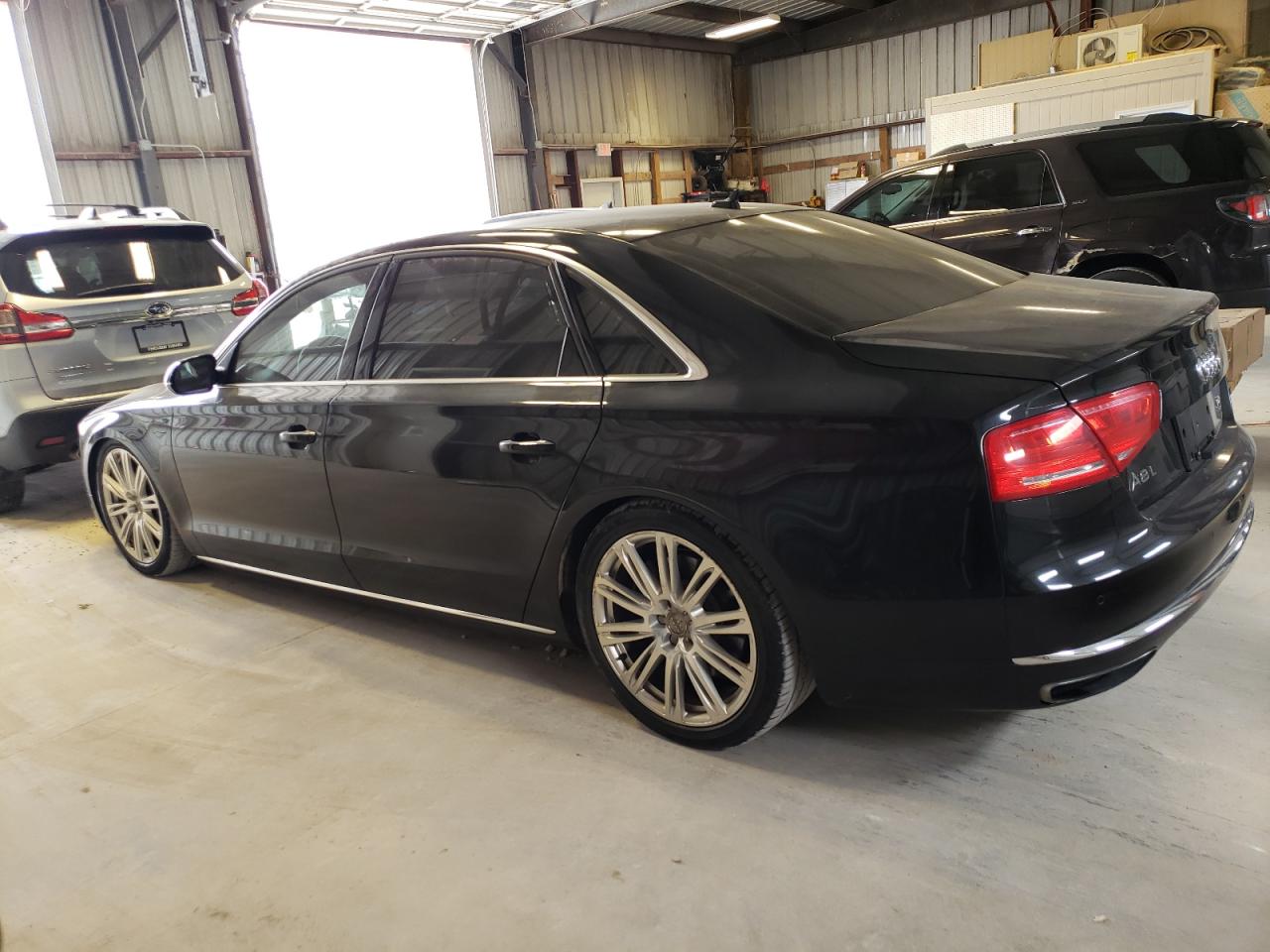 Photo 1 VIN: WAUR2AFD6EN010296 - AUDI A8 