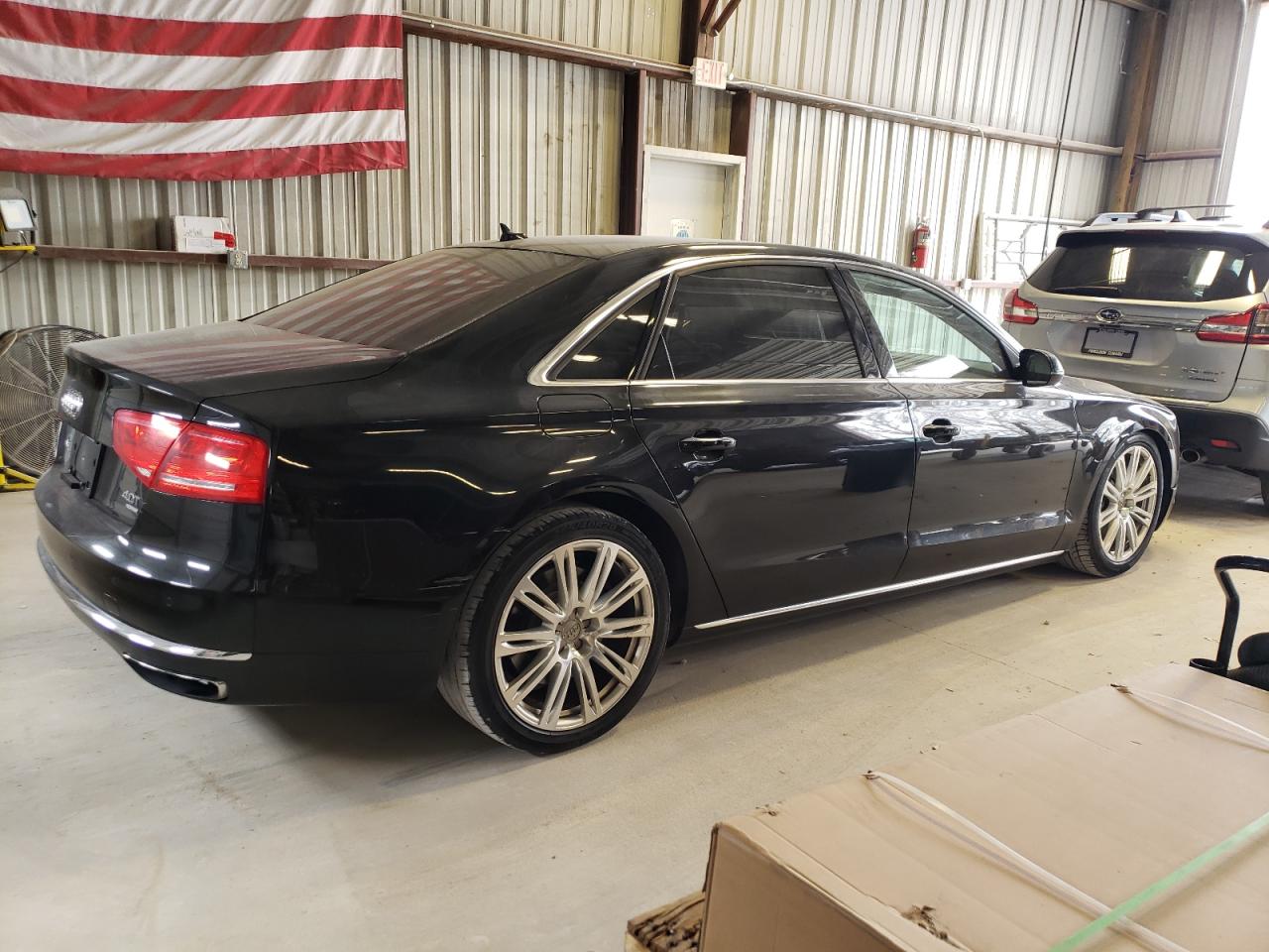 Photo 2 VIN: WAUR2AFD6EN010296 - AUDI A8 