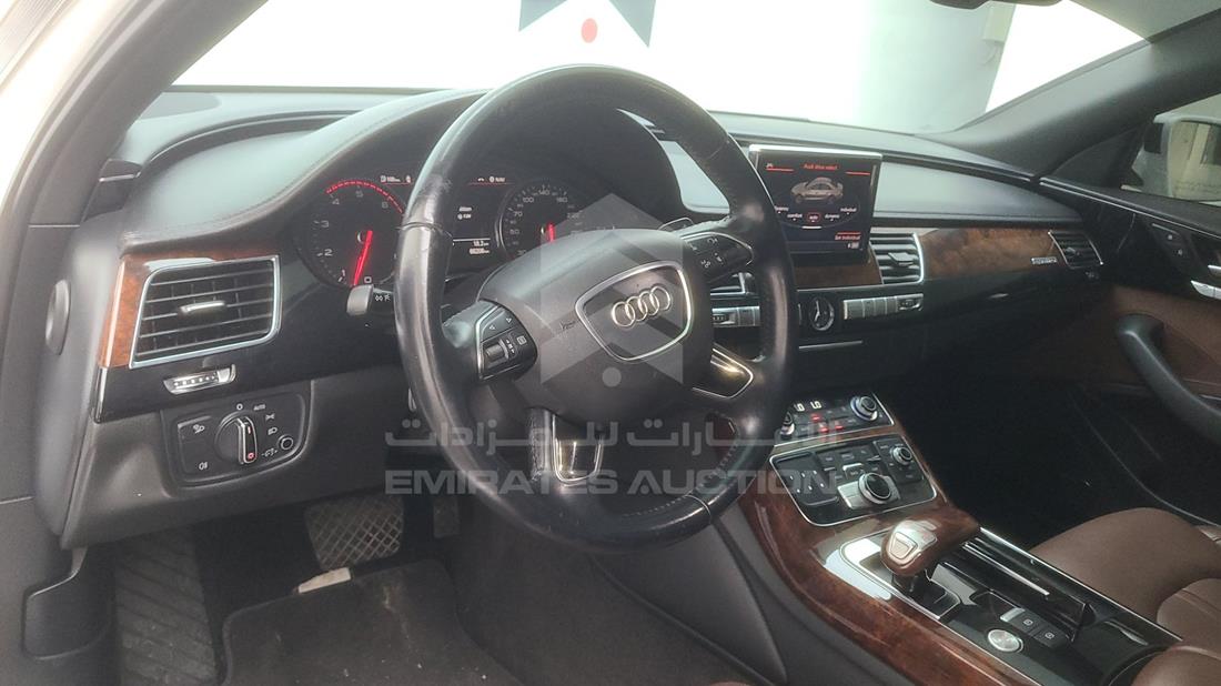 Photo 26 VIN: WAUR2BFD7EN005713 - AUDI A8 