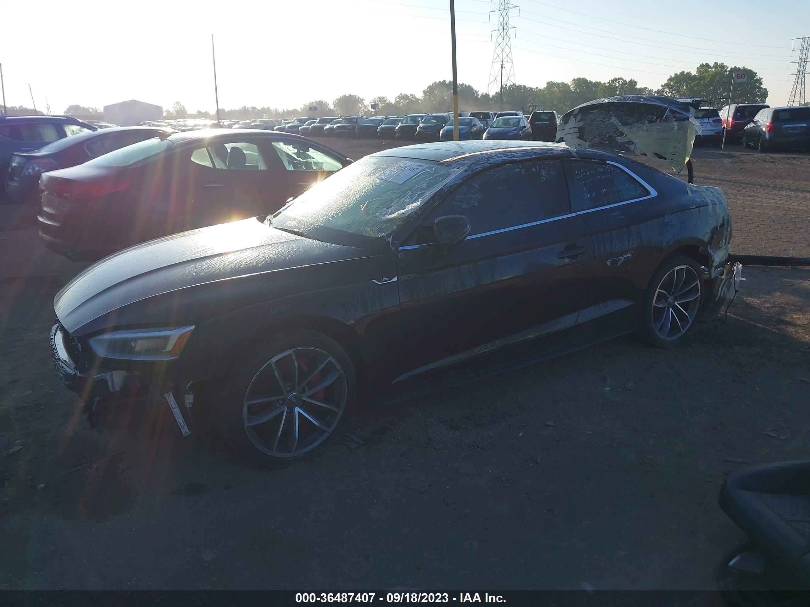 Photo 1 VIN: WAUR4AF50JA010458 - AUDI S5 