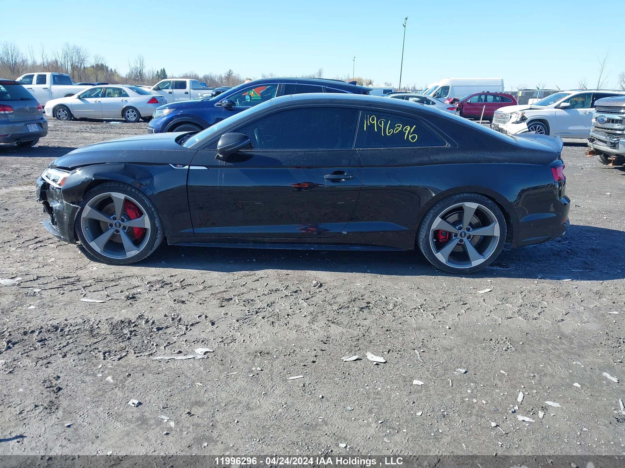 Photo 13 VIN: WAUR4AF51KA027139 - AUDI S5 