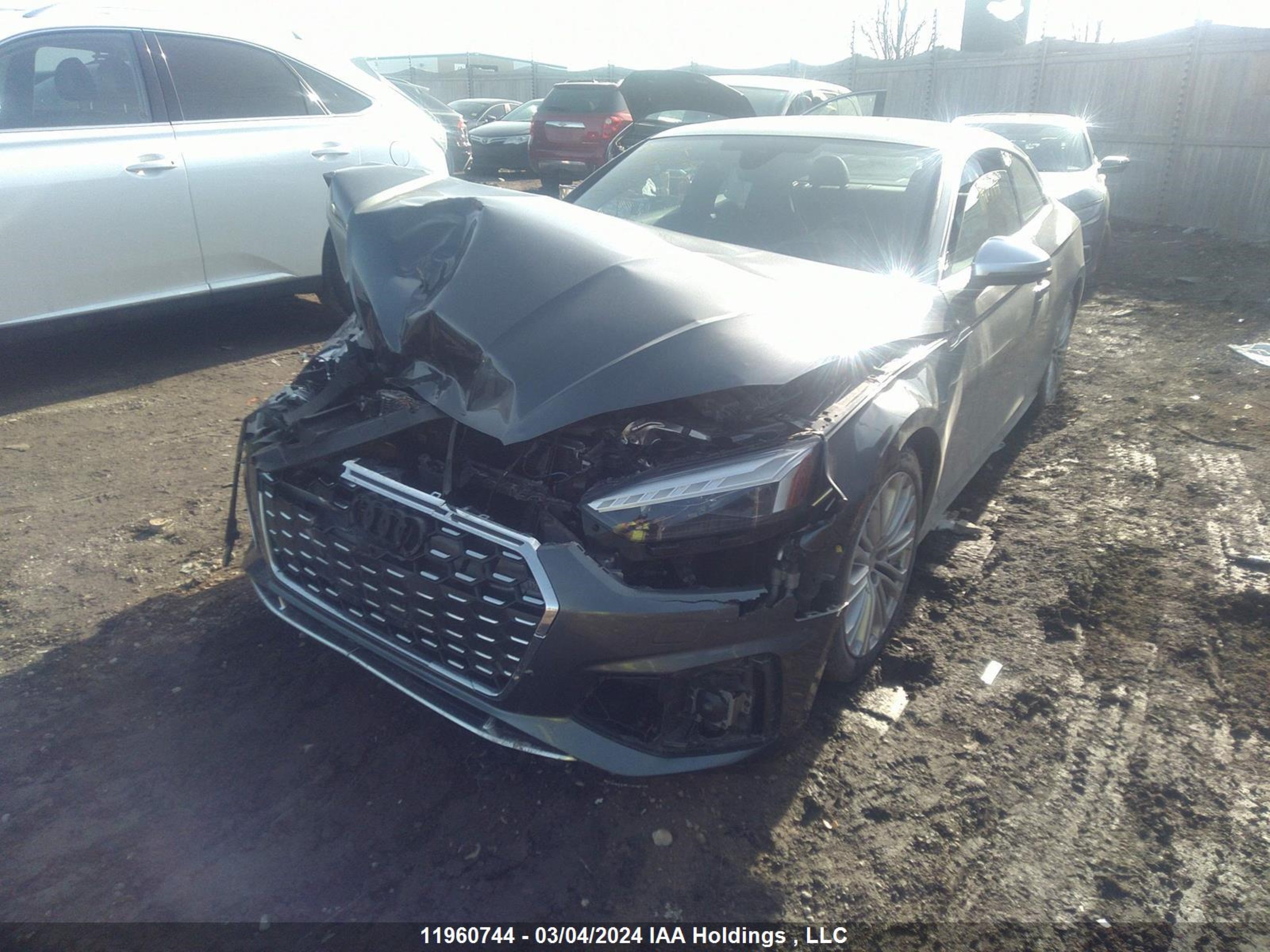 Photo 1 VIN: WAUR4AF53NA036820 - AUDI S5 