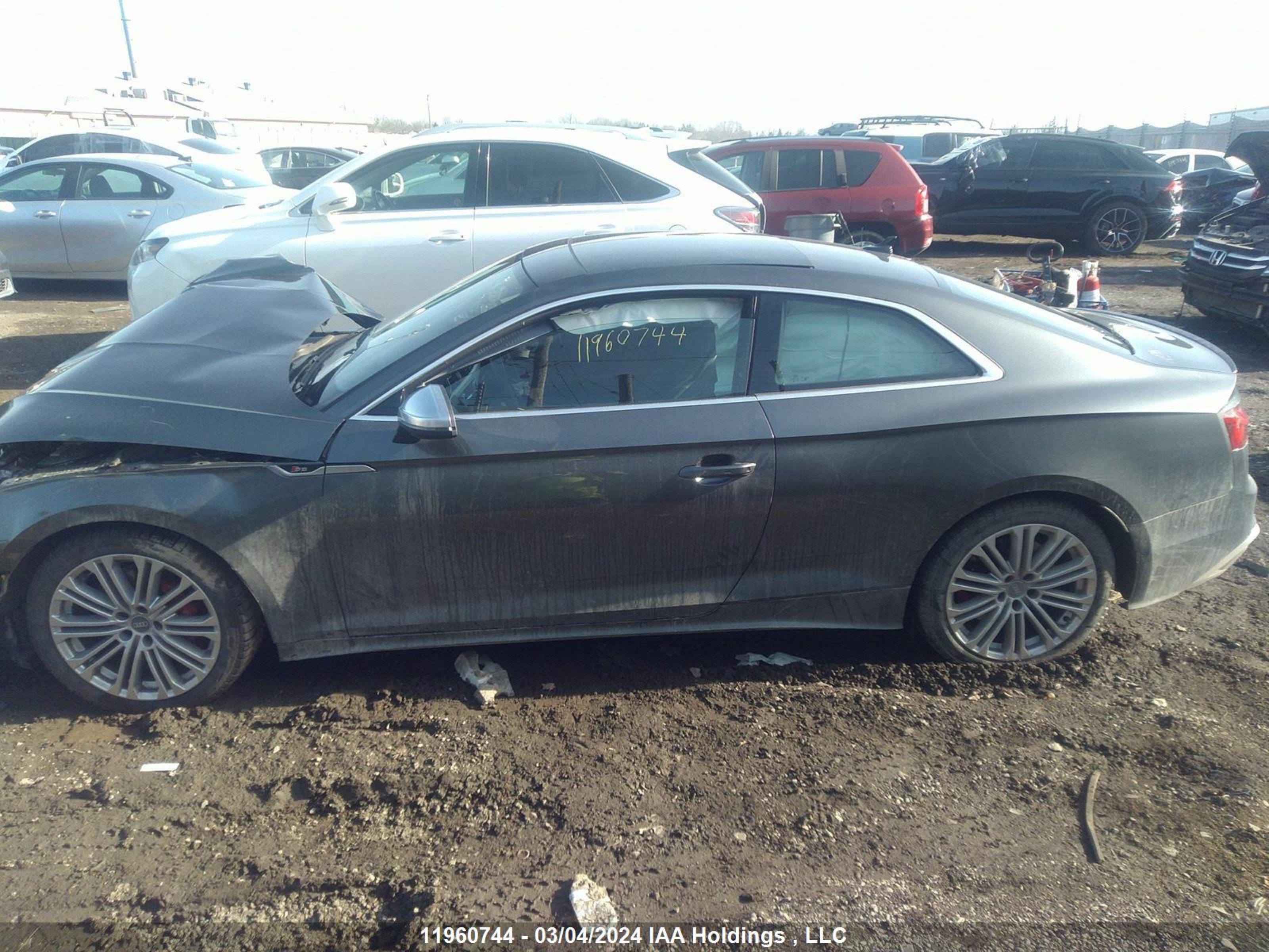 Photo 14 VIN: WAUR4AF53NA036820 - AUDI S5 