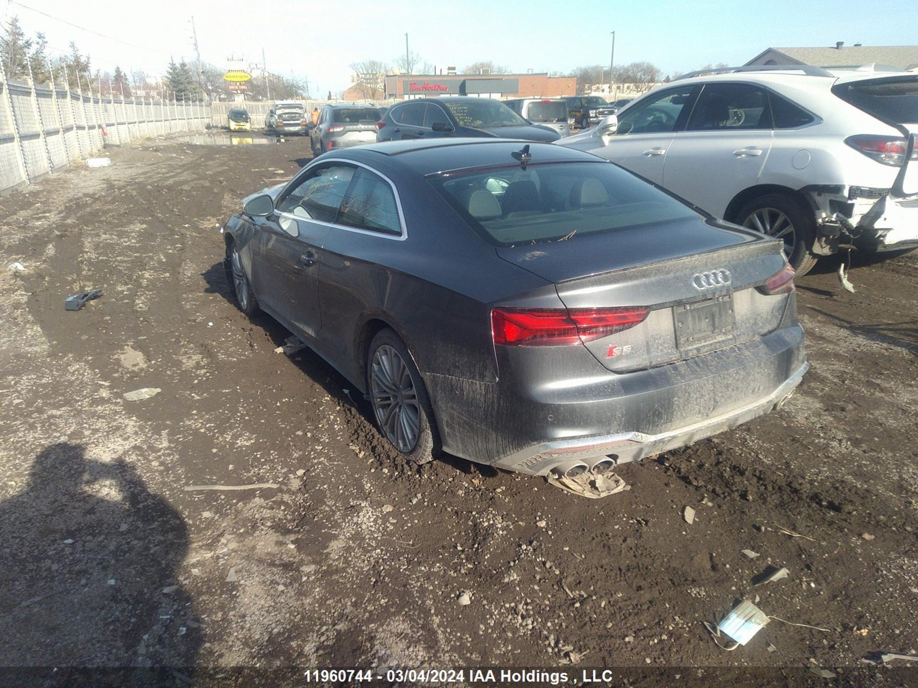 Photo 2 VIN: WAUR4AF53NA036820 - AUDI S5 