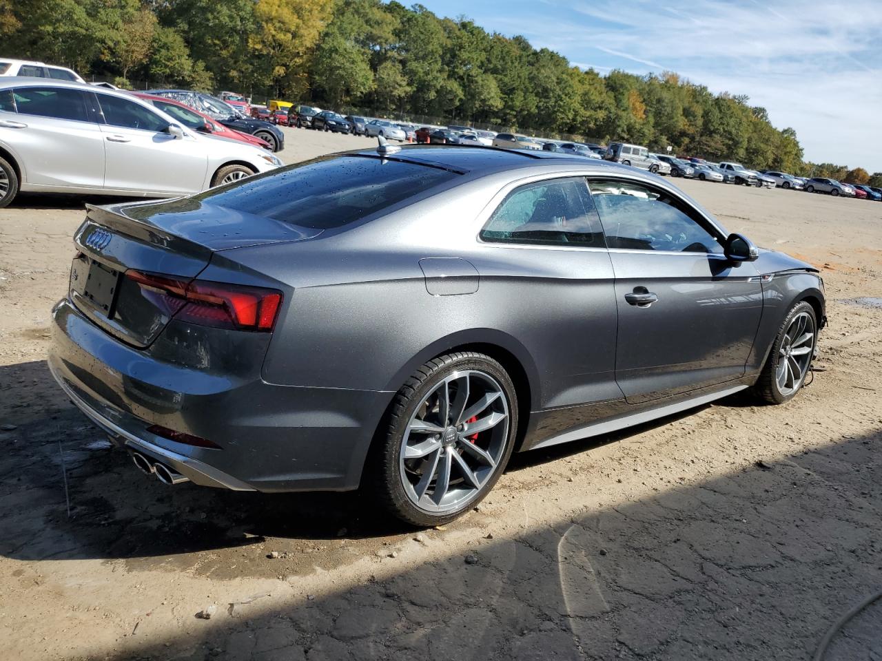 Photo 2 VIN: WAUR4AF58JA051565 - AUDI RS5 