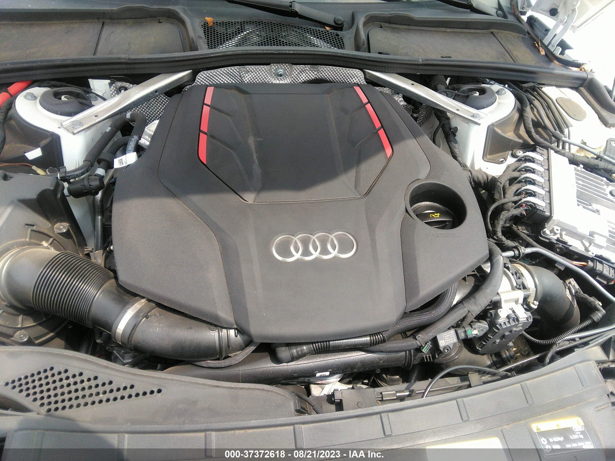 Photo 9 VIN: WAUR4AF59MA063261 - AUDI S5 