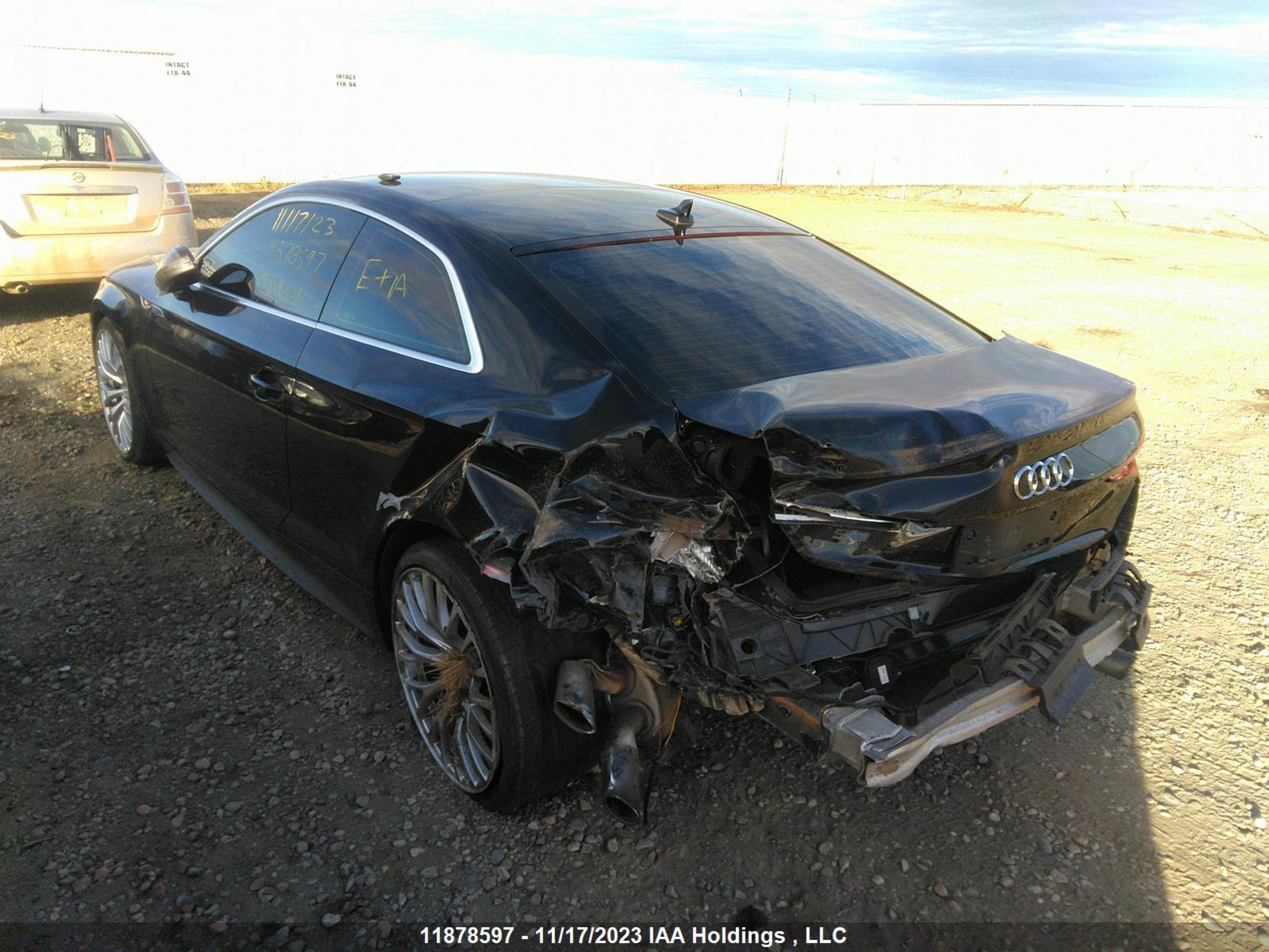 Photo 2 VIN: WAUR4AF5XJA002285 - AUDI S5 