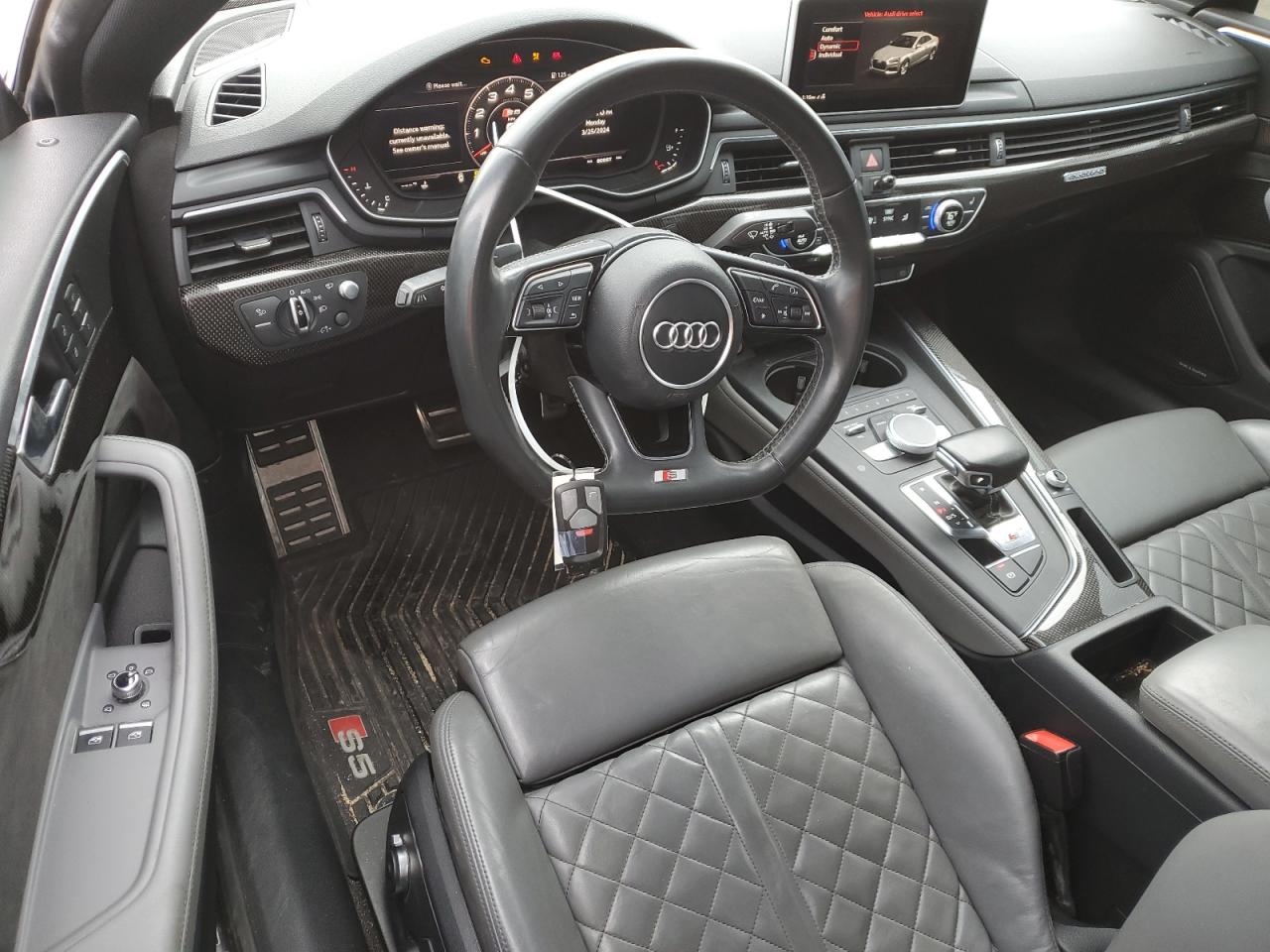 Photo 7 VIN: WAUR4AF5XJA031463 - AUDI RS5 