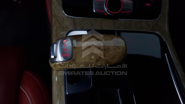 Photo 25 VIN: WAUR4B4H1CN019748 - AUDI A8 