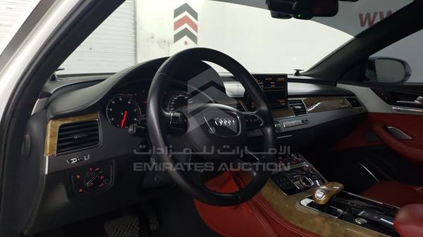 Photo 10 VIN: WAUR4B4H5CN012950 - AUDI A8 