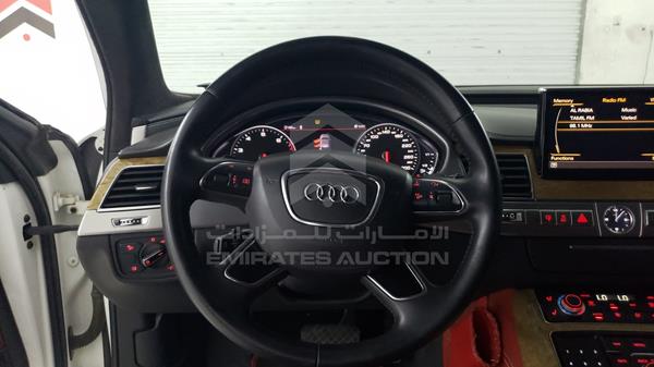 Photo 12 VIN: WAUR4B4H5CN012950 - AUDI A8 