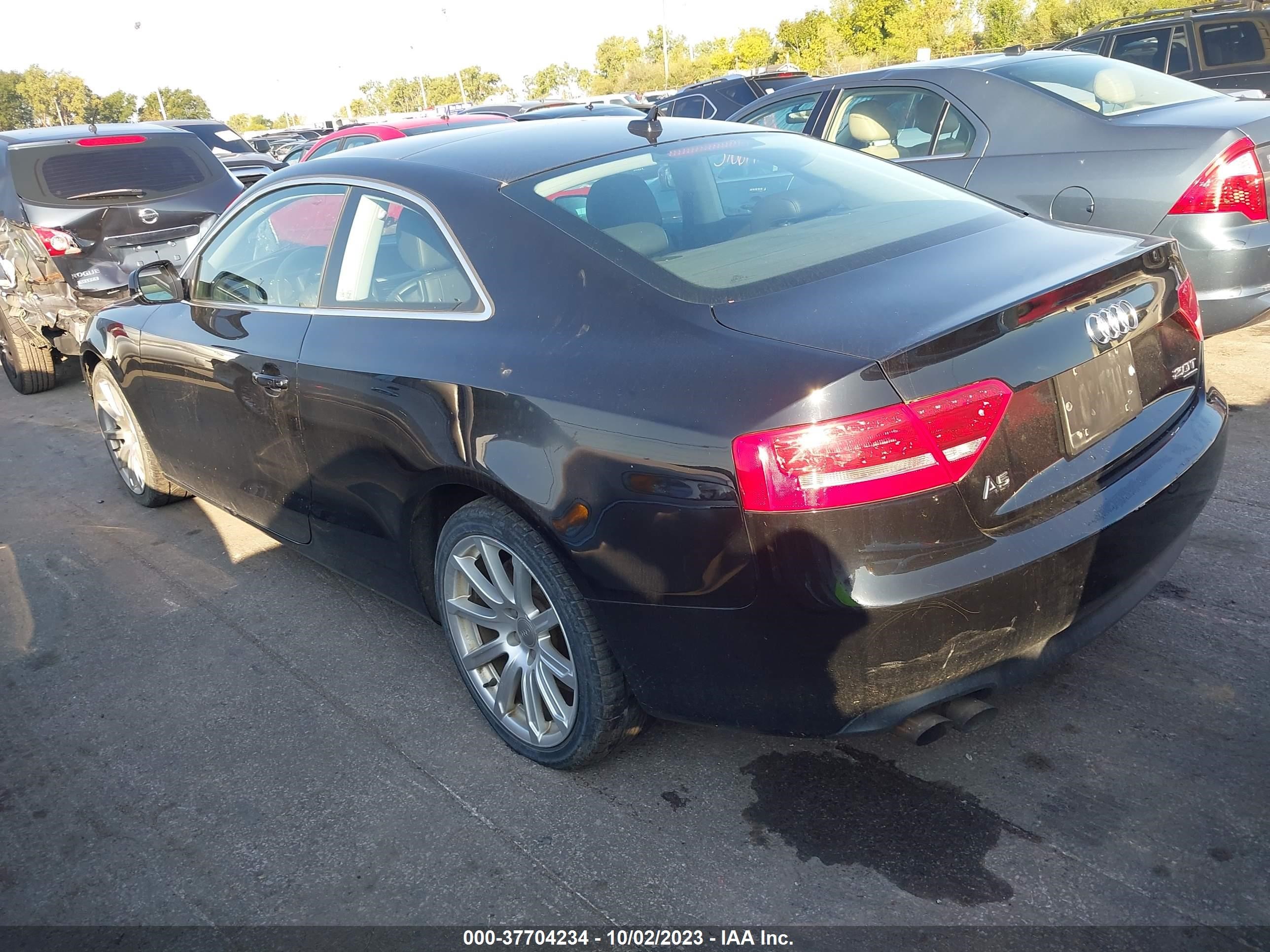 Photo 2 VIN: WAURFAFR0BA054121 - AUDI A5 