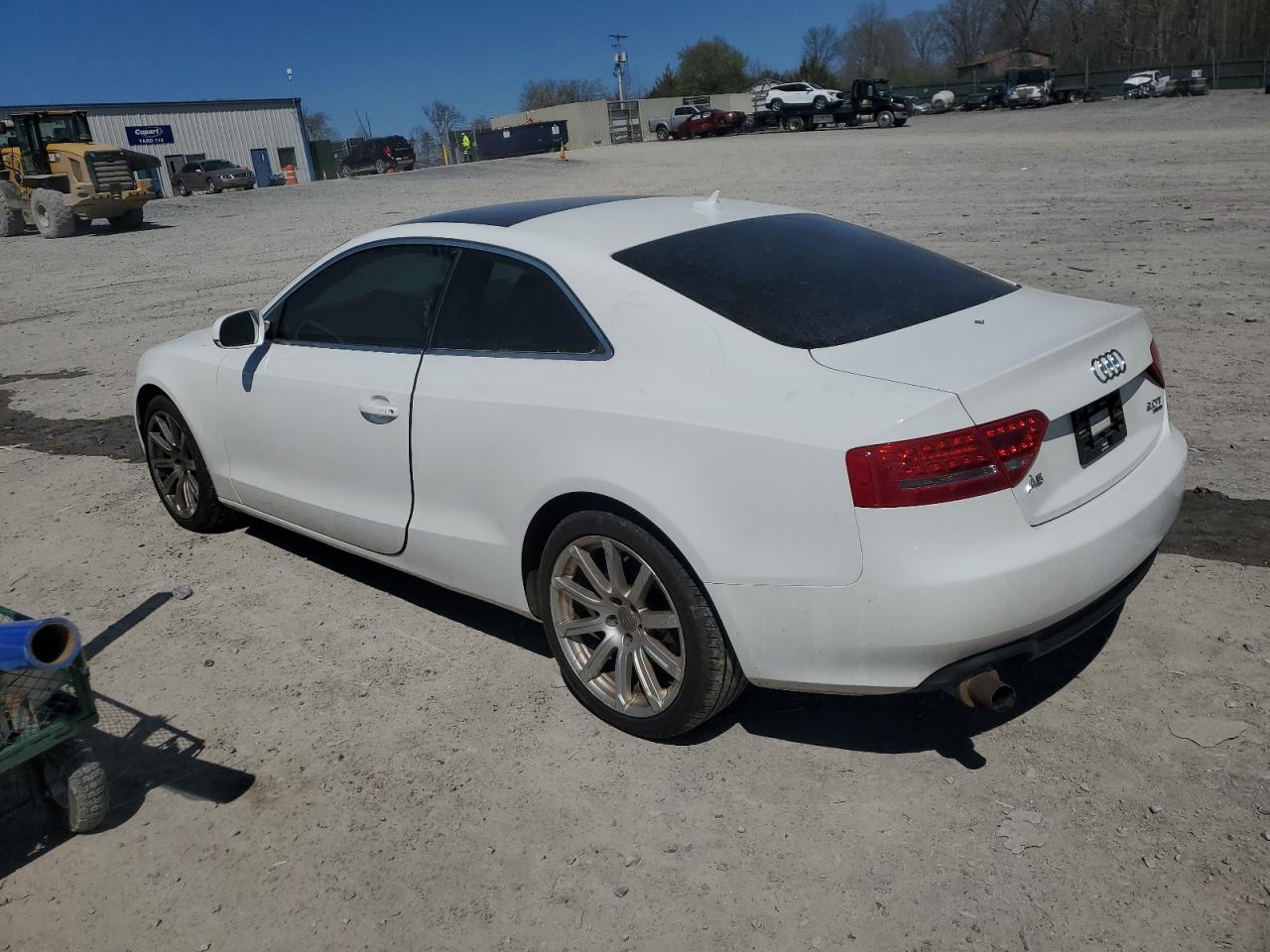 Photo 1 VIN: WAURFAFR4BA086117 - AUDI A5 